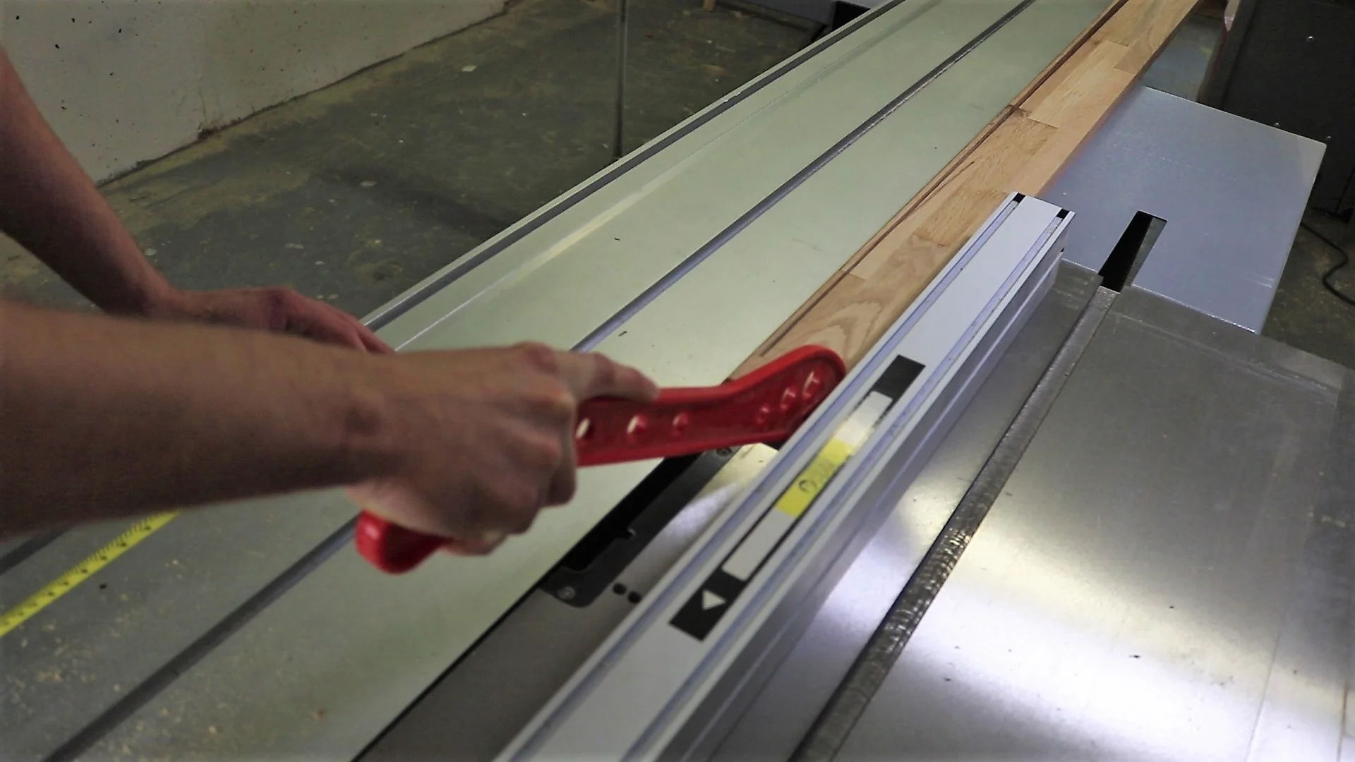 Measure 45 mm and make the first straight cut.