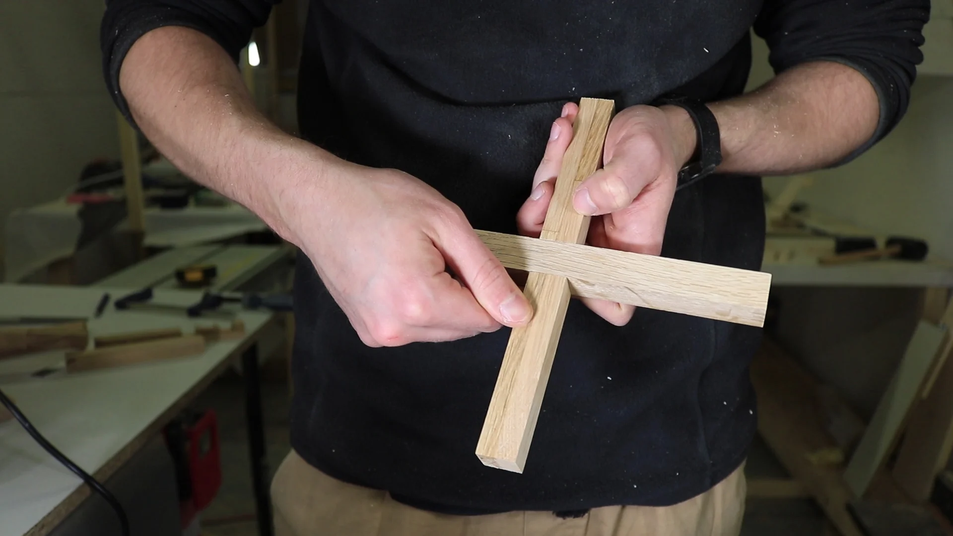 Repeat with the second smaller piece. When both are finished, try them together. Now make the joining points to the center of longer pieces.