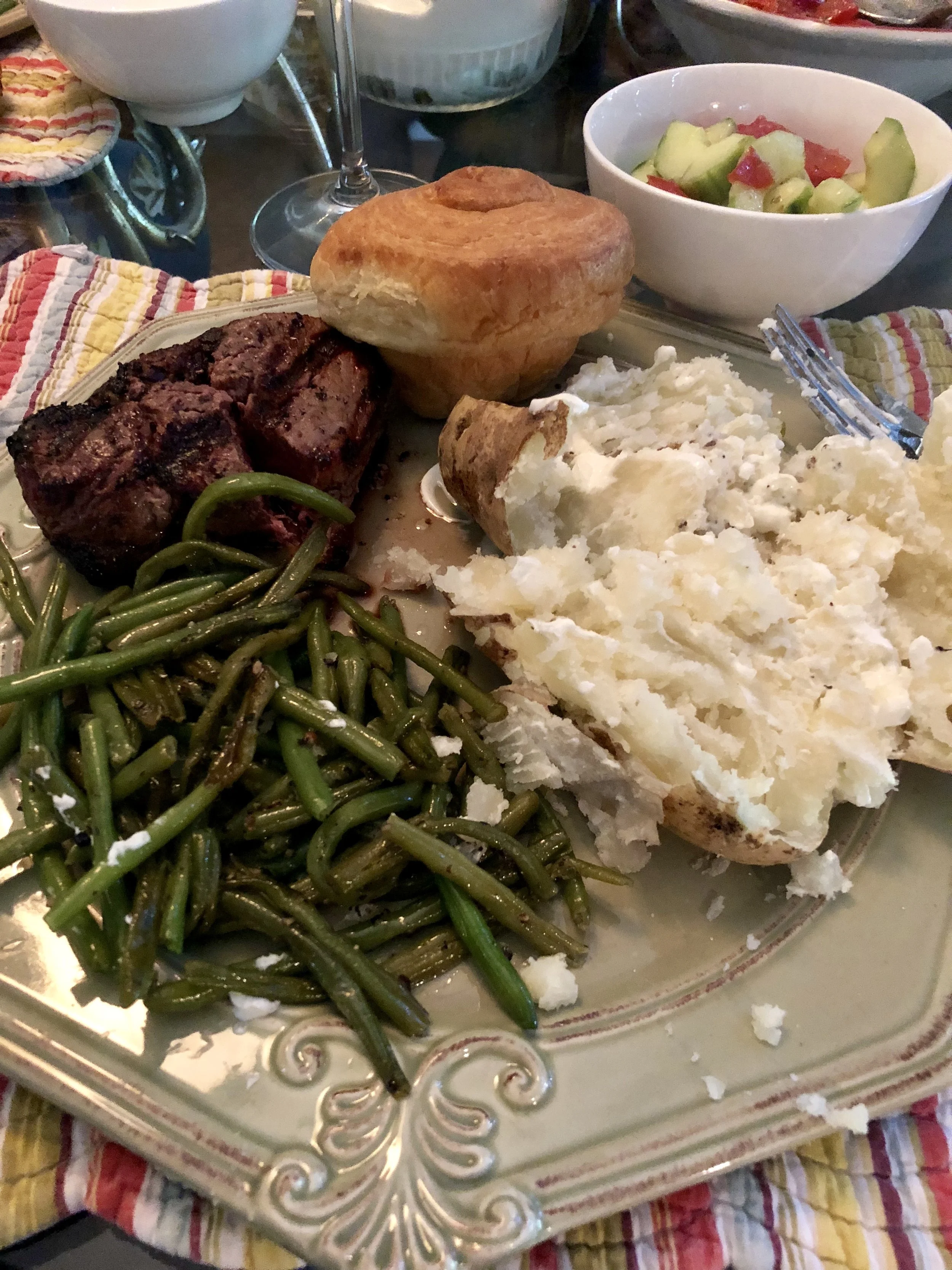 Delicious steak dinner