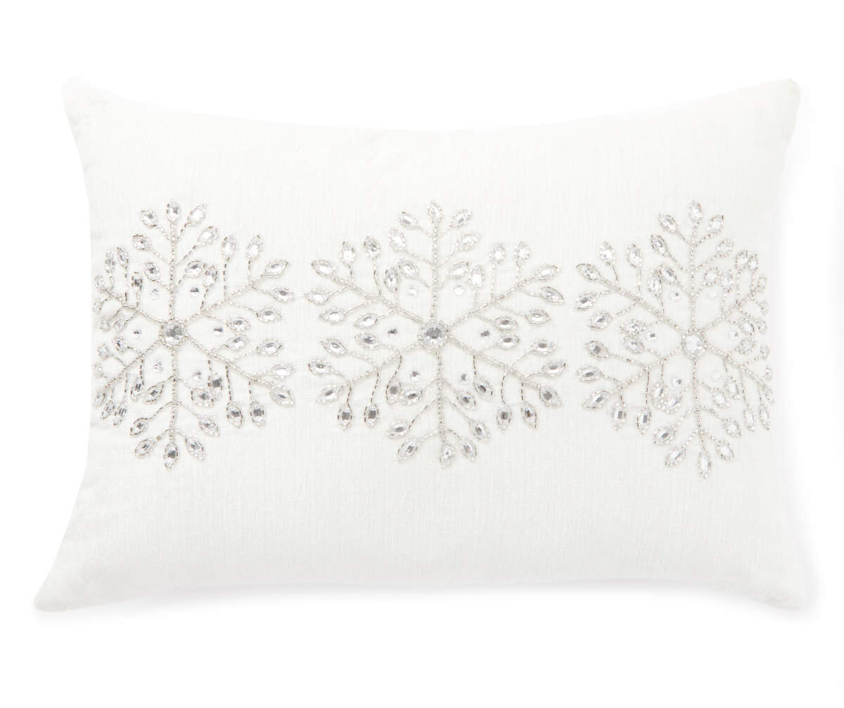 snowflake pillow.jpg