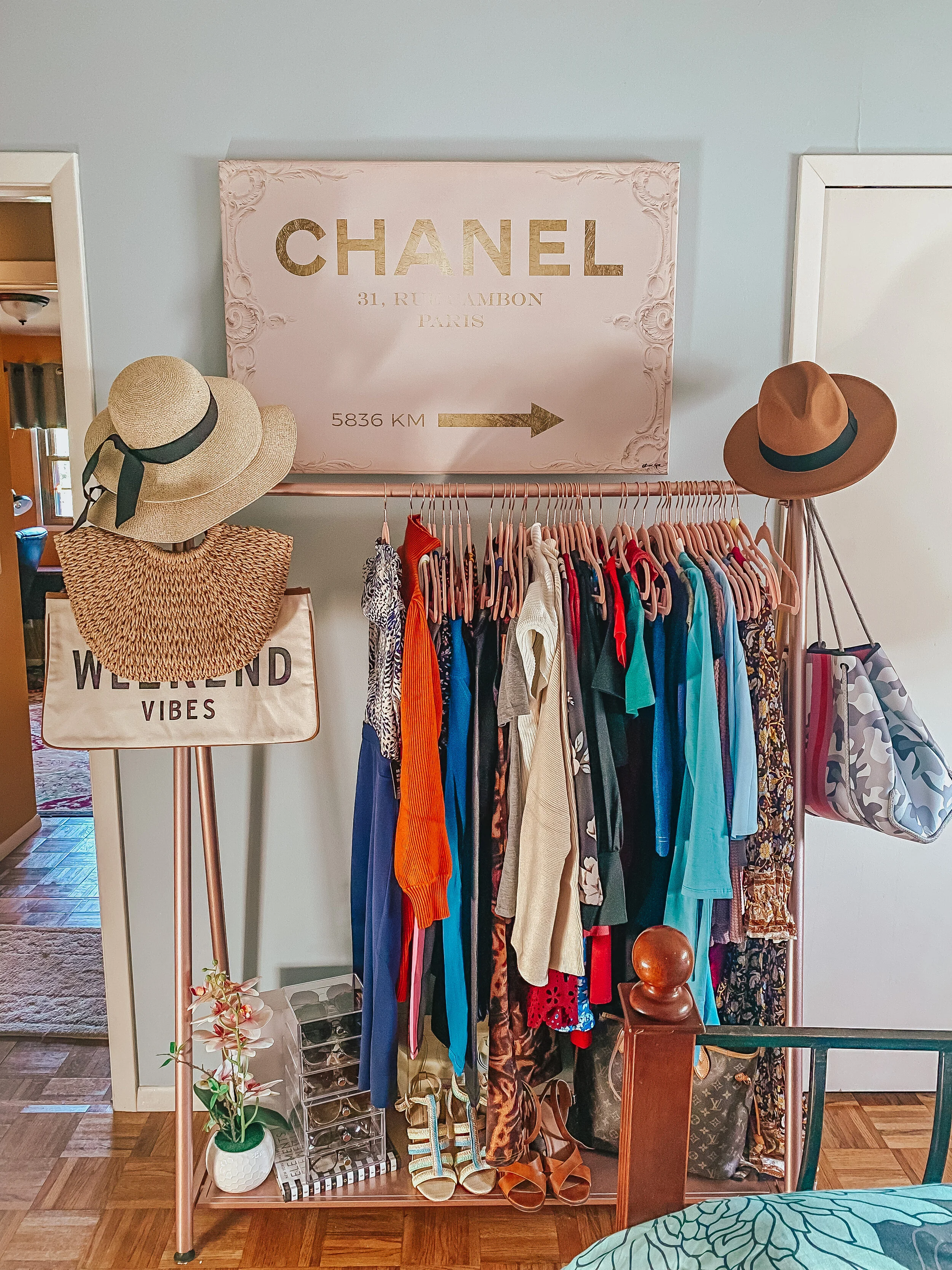 Clothing Rack and Blogger Room Update  