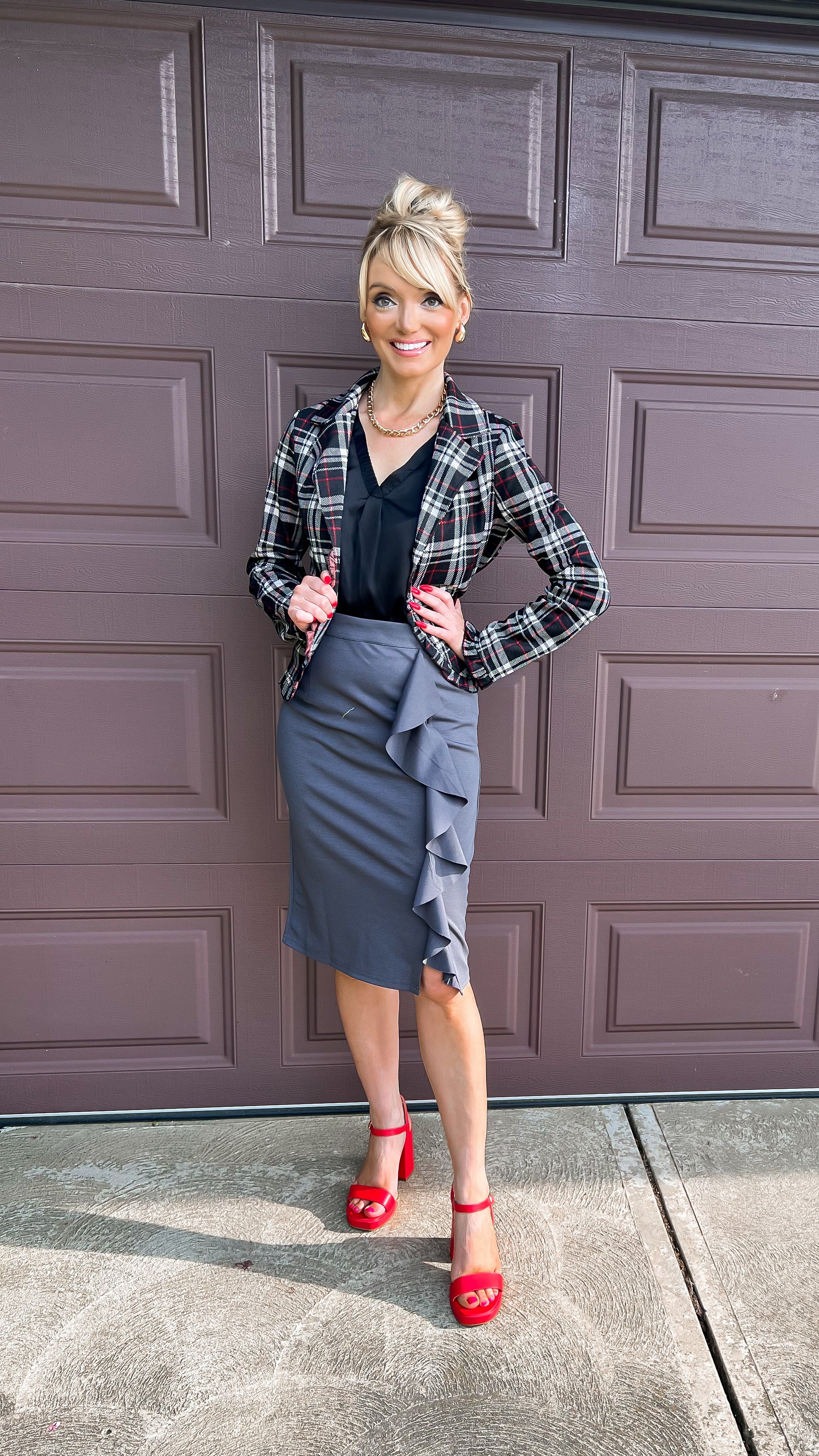 2.  Grace Karin Blazer