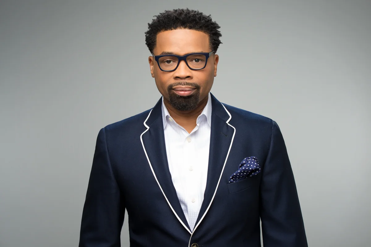 Pastor John Hannah High Resolution - Web-1.jpg