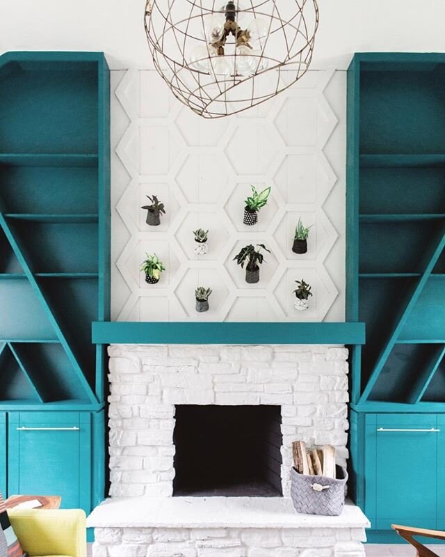 Geometric plant wall of our dreams 😍
-
#LoveTheRoom 📷: @monicamangin
-
#LTR #lovethisroom #geometricwall #plantgoals #homeinspiration #boardandbatten