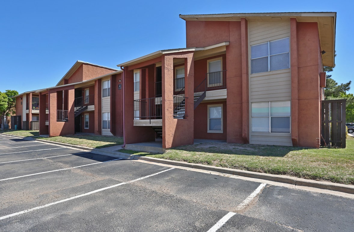 meridian-park-lubbock-tx-building-photo-min.jpg