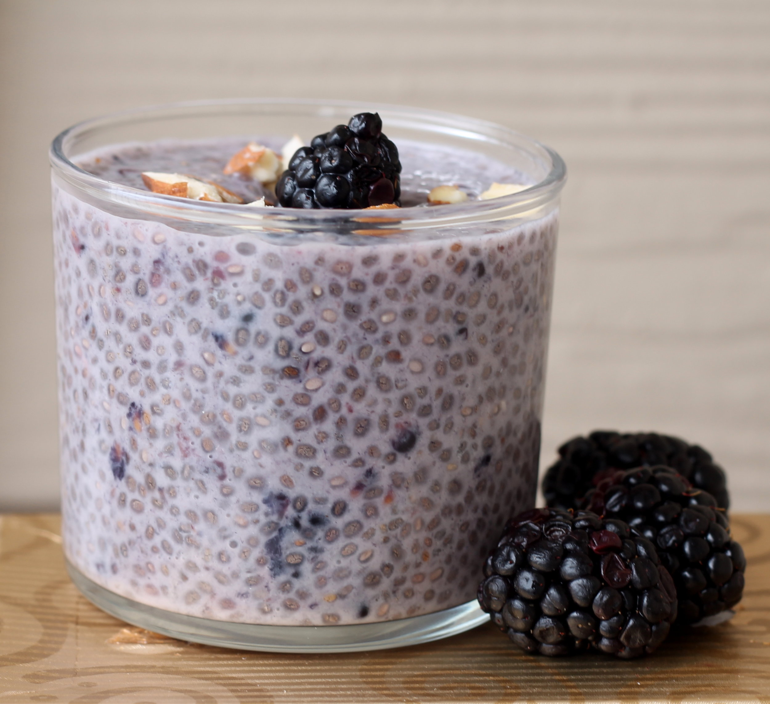 blackberry-almond-chia-pudding2.jpg