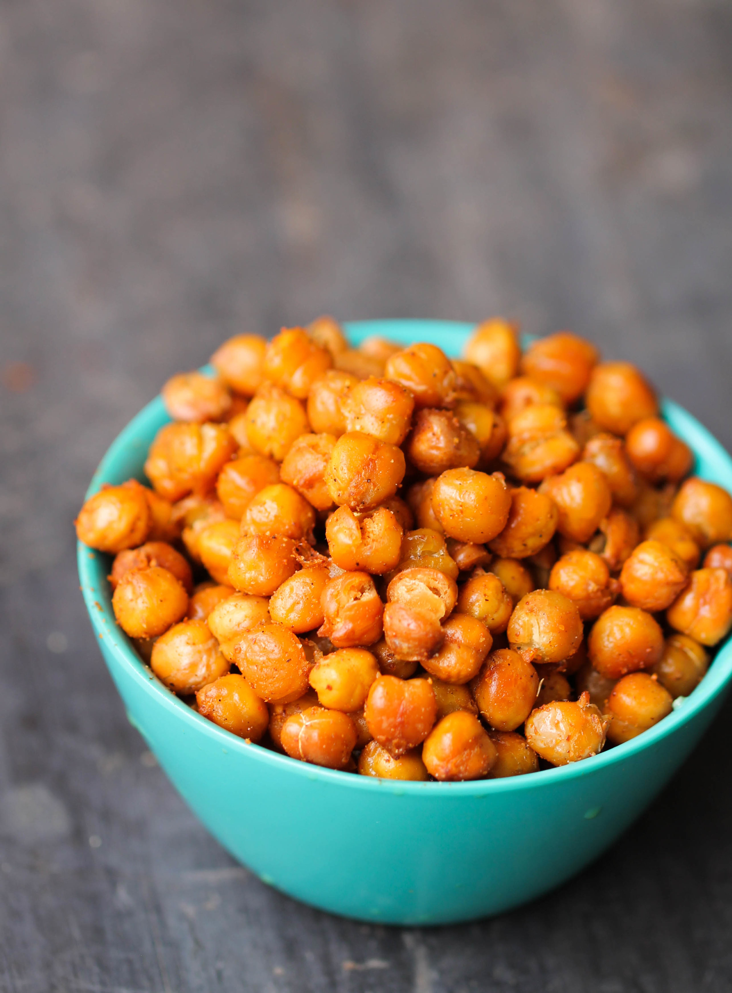 Tandoori Roasted Chickpeas make a crispy, delicious snack in 30 minutes! They are vegan, gluten-free, and very flexible with seasonings.