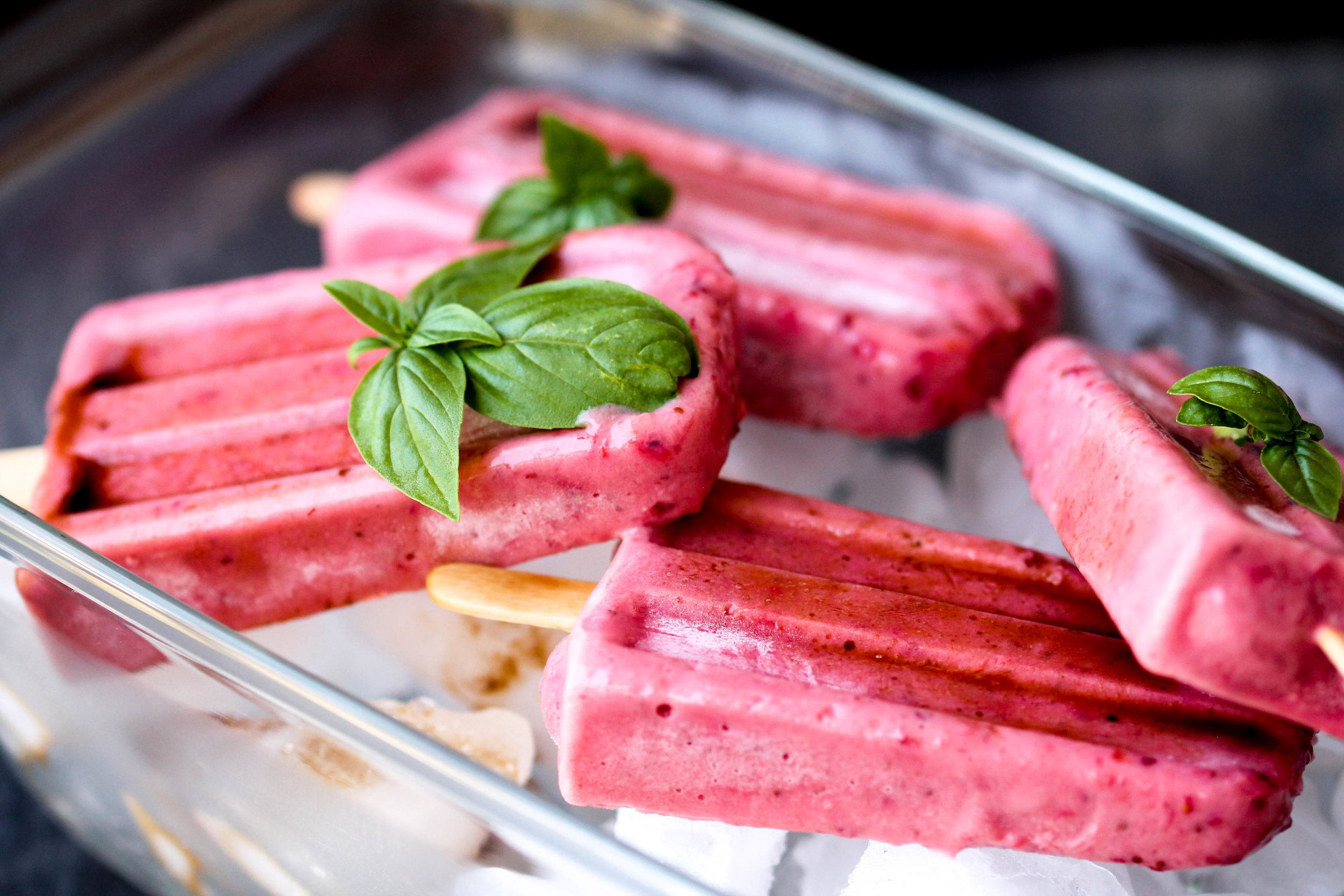 Balsamic Roasted Strawberry Popsicles - 4 Ingredients, Easy Vegan Popsicles for everyone to enjoy this Summer!