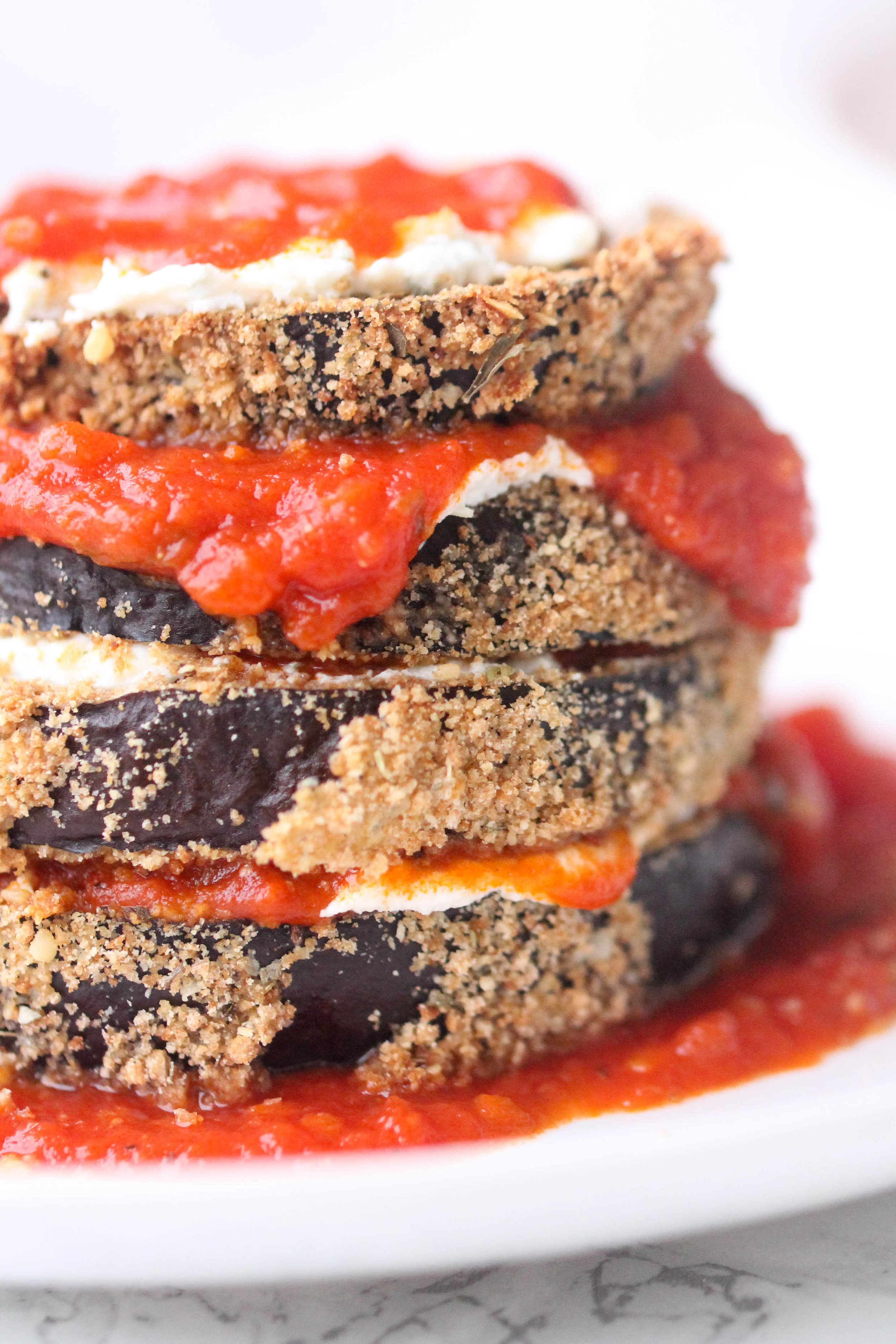 Eggplant Parmesan Stacks vegetarian alternative to chicken parmesan and healthier than your deep-fried eggplant parm.