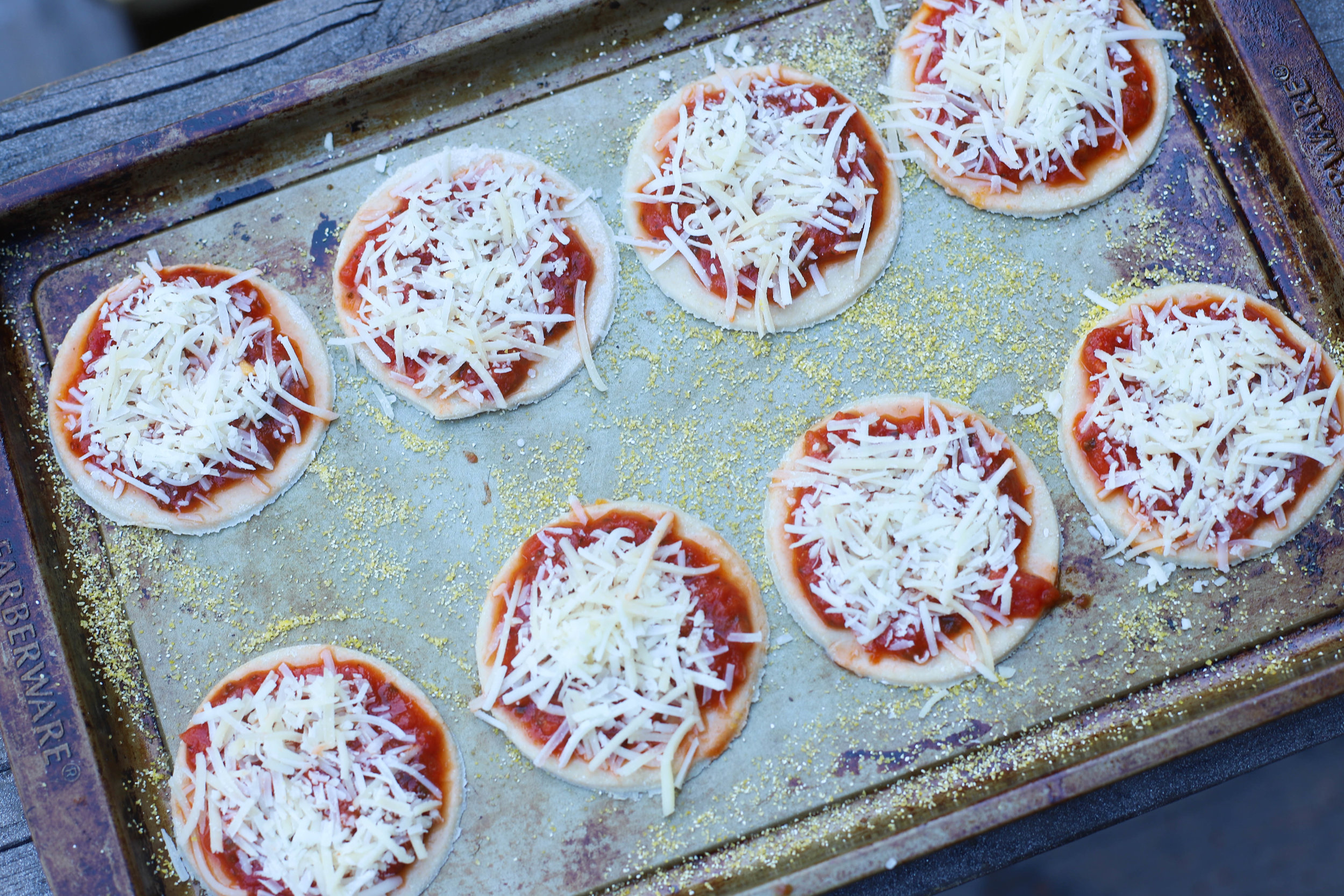 Spider Pizza Bites are simple Halloween-themed appetizers great for both adults and kids. Requires very little ingredients & quick! 