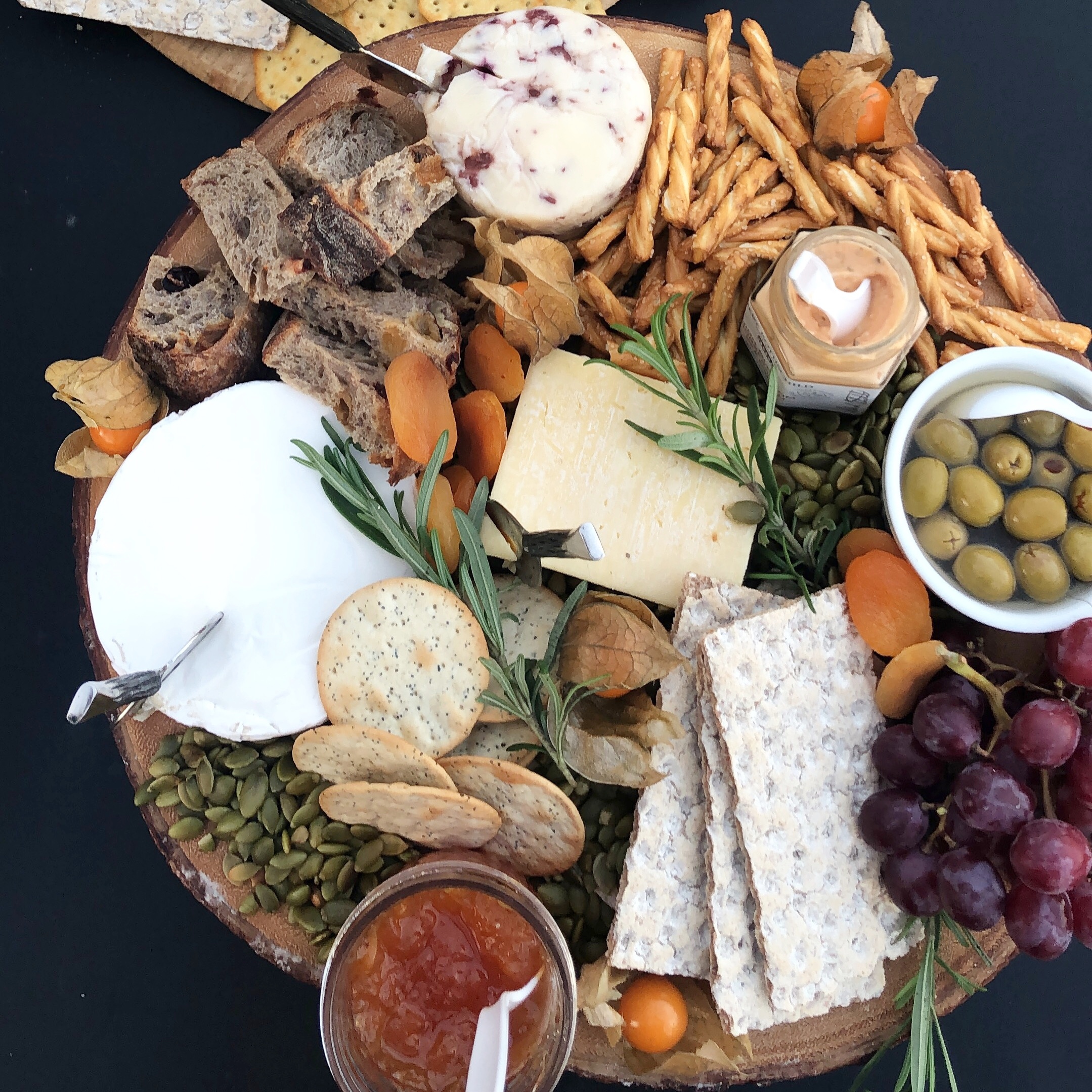How To Build A Holiday Cheese Board