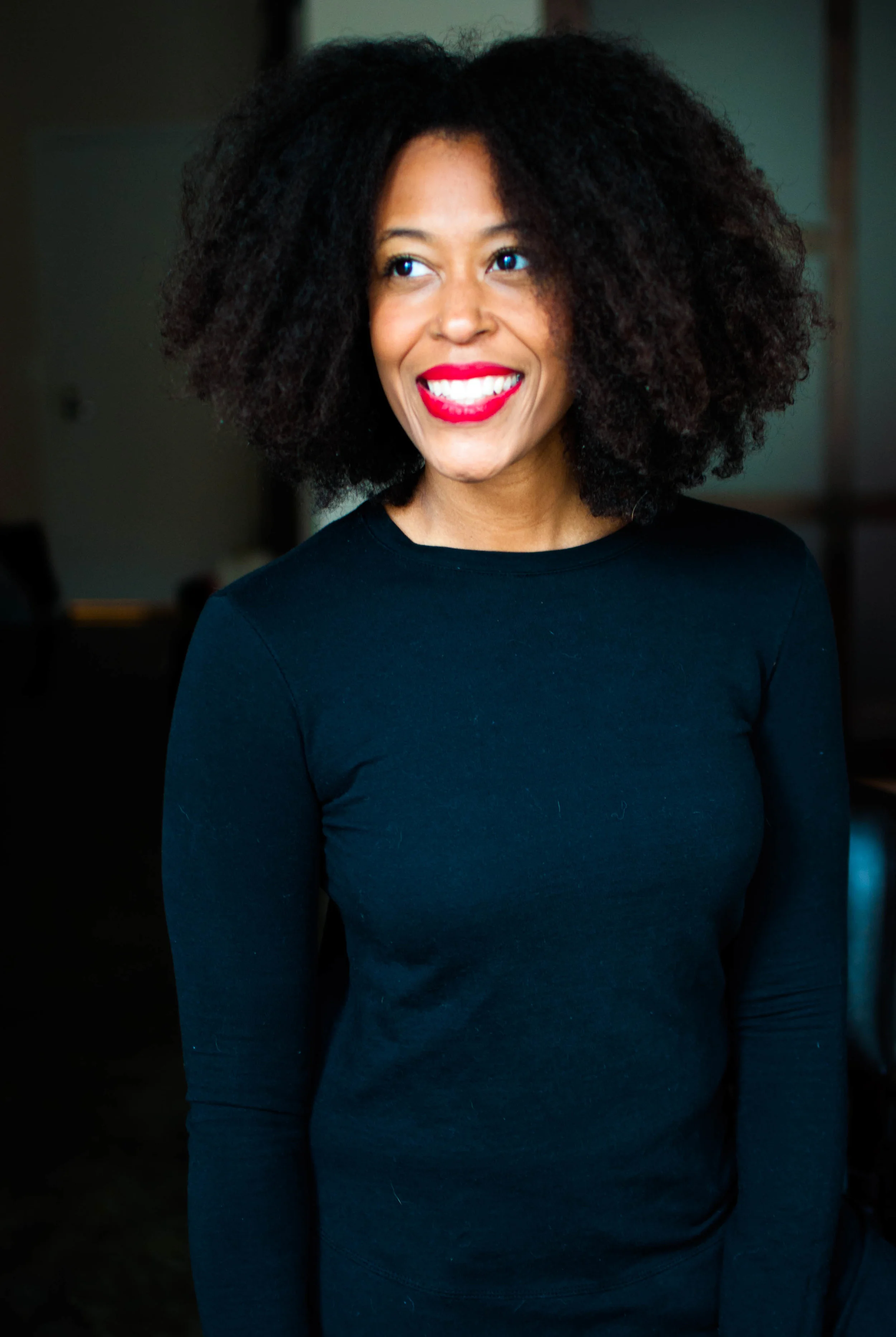 TONI_HEADSHOT_123117 (1 of 1).jpg