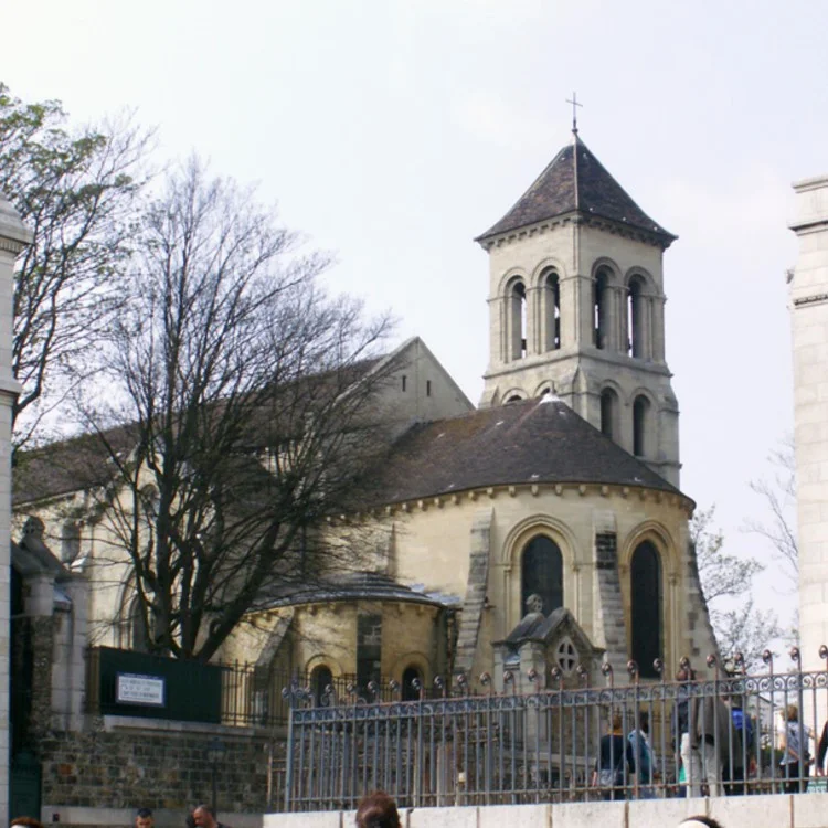 Things to do in montmartre Vidi Guides St Pierre