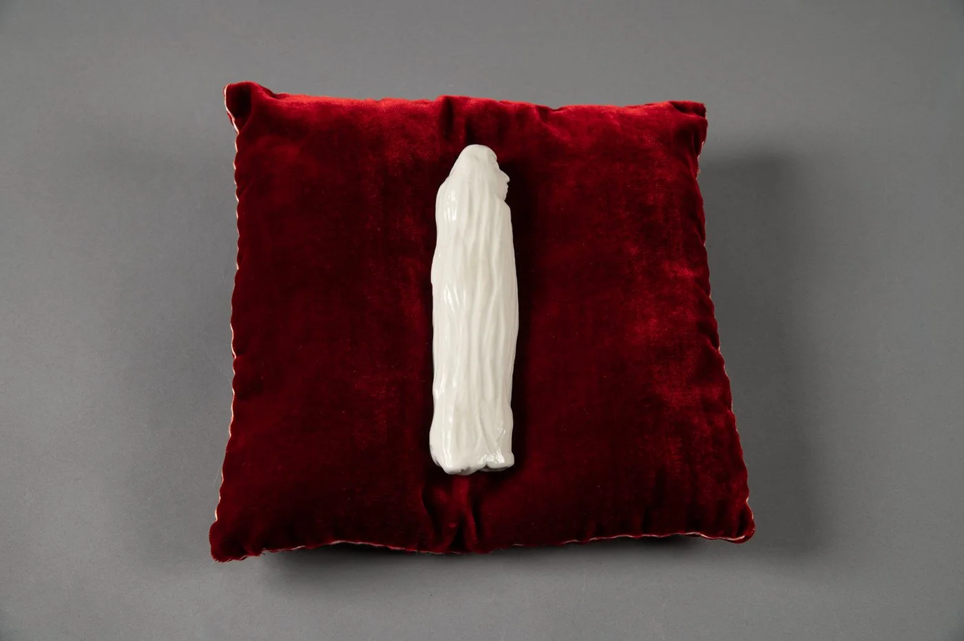 Guardian with Finch 4" x 9.5" x 9.5” Porcelain and silk velvet 2025