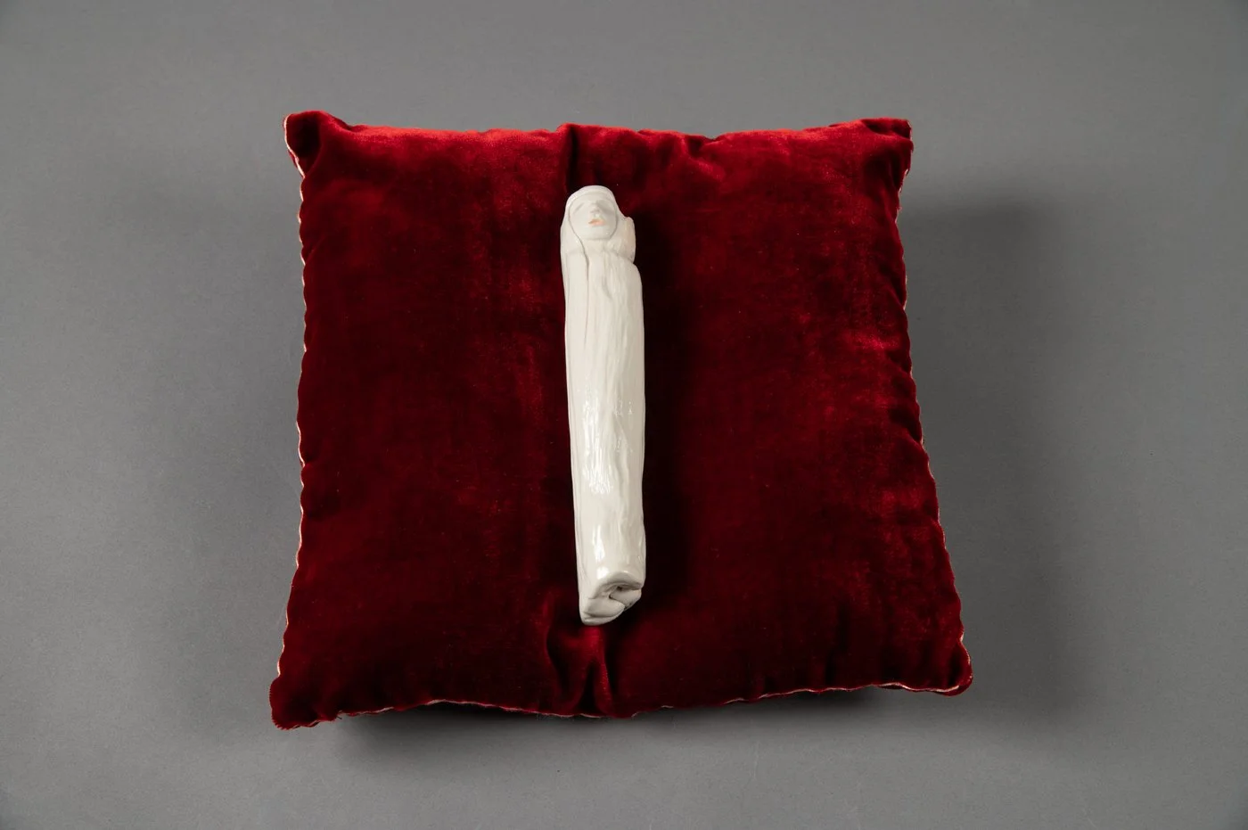 Guardian with Finch 4" x 9.5" x 9.5” Porcelain and silk velvet 2025