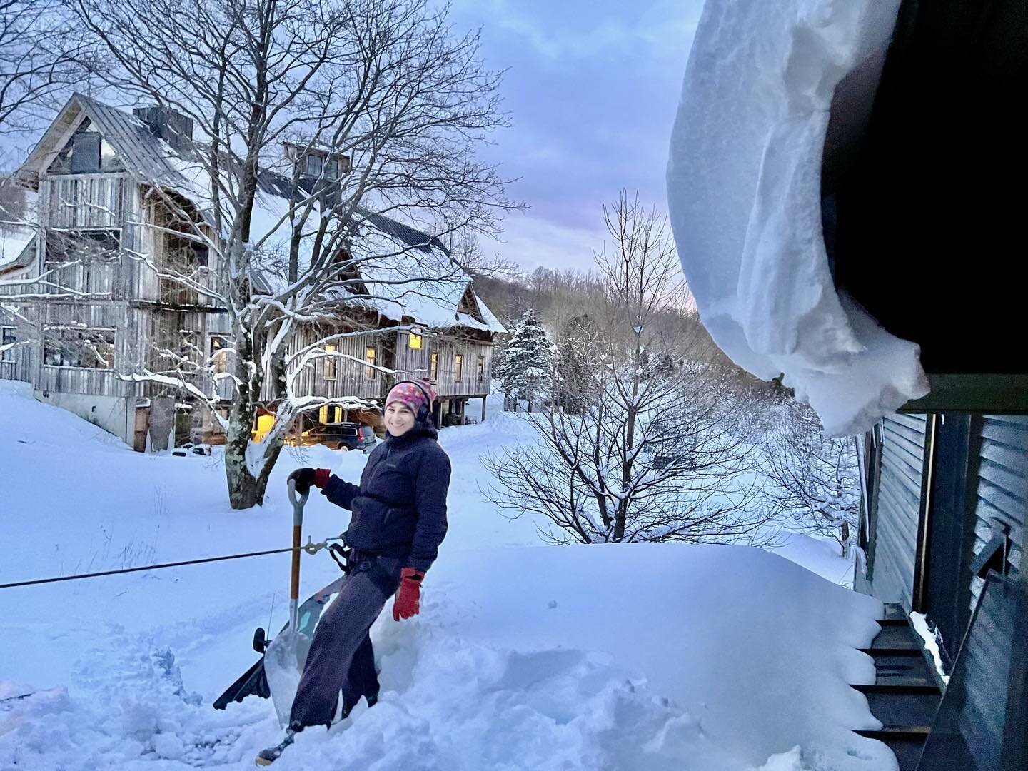 Spending Thursday shoveling 5&rsquo; of snow from our roof! Shawn at the end of her rope&hellip;