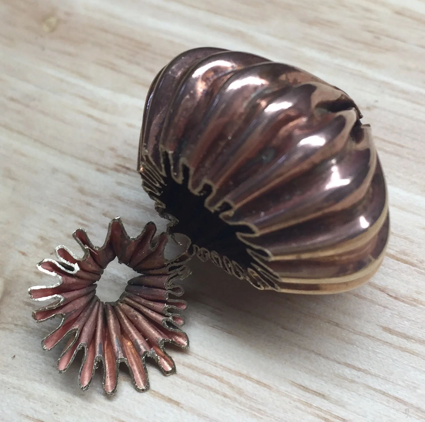 Hollow Nugold Bead Corregated 