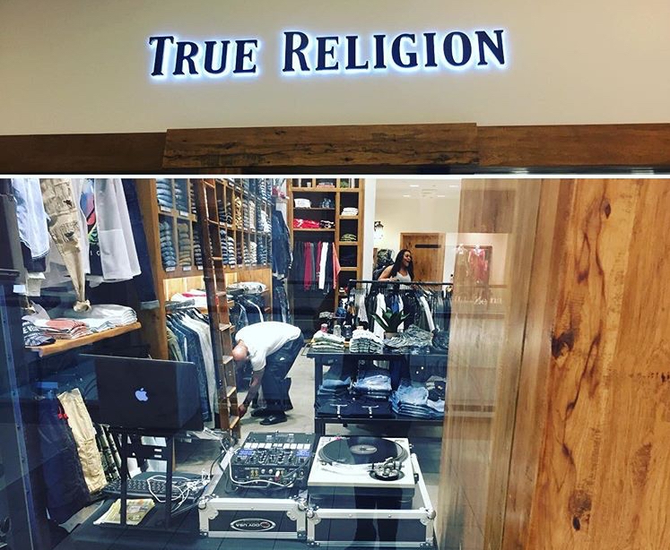 TRUE RELIGION IN-STORE EVENT