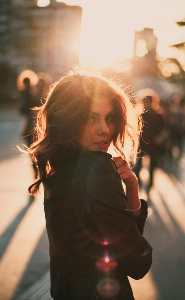 Girl-Light.gif