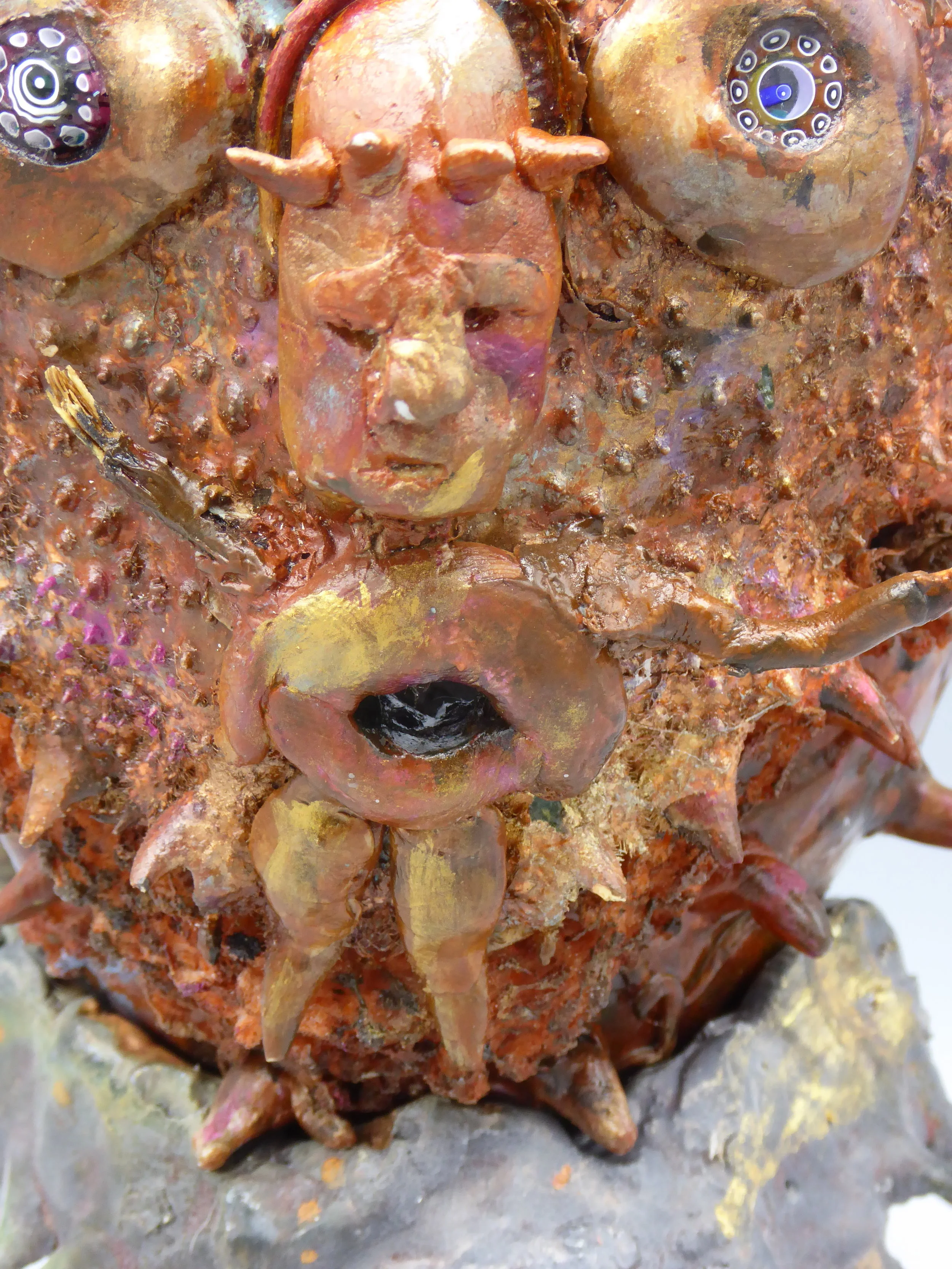 LARGE MASKS - J.O. THE SPANISH CRAB - FRONT - CLOSE - DEVILED CRAB - Copy.JPG