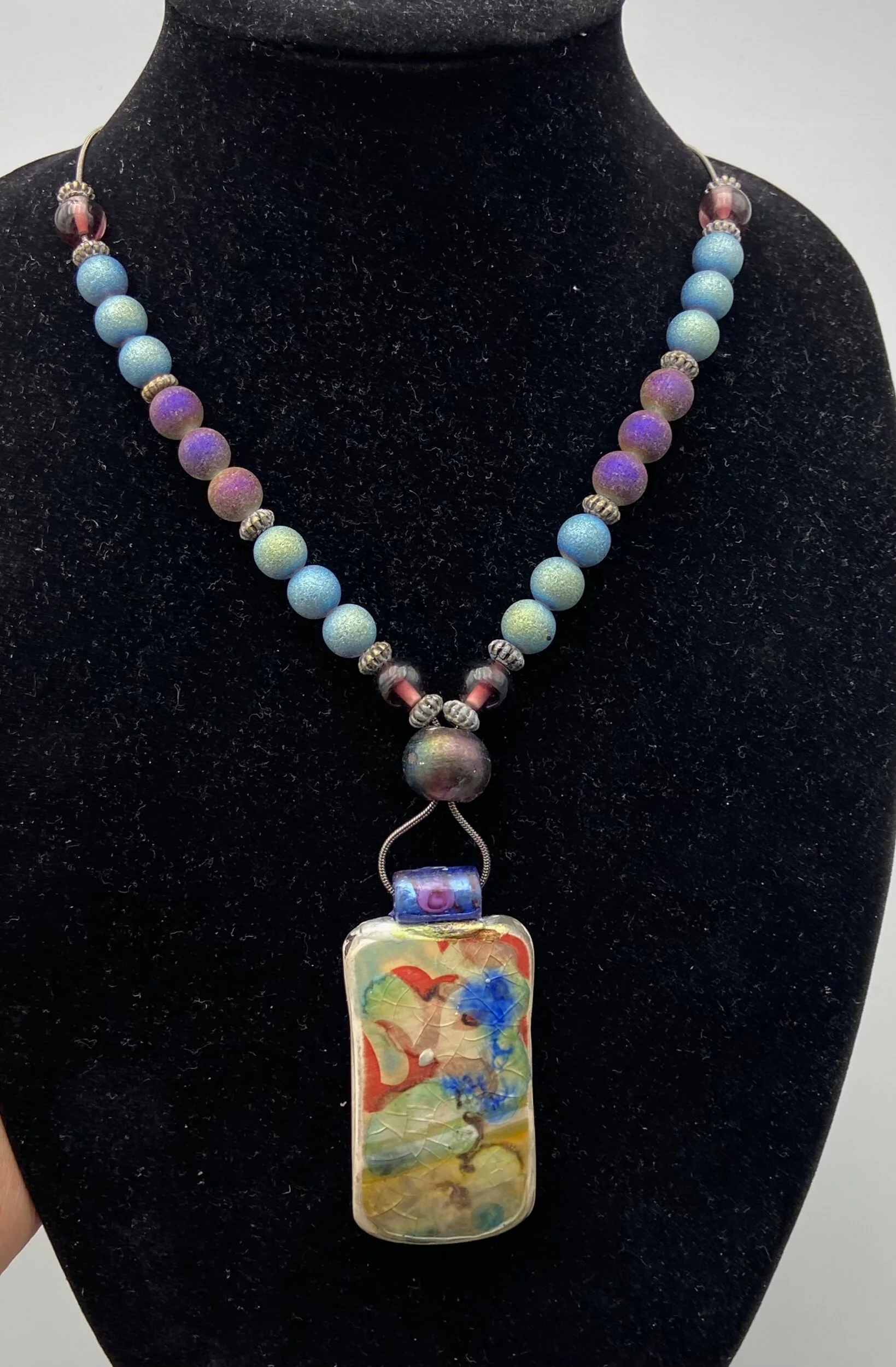 E58FD964-9942-4E17-AC66-CCE88208F8D3