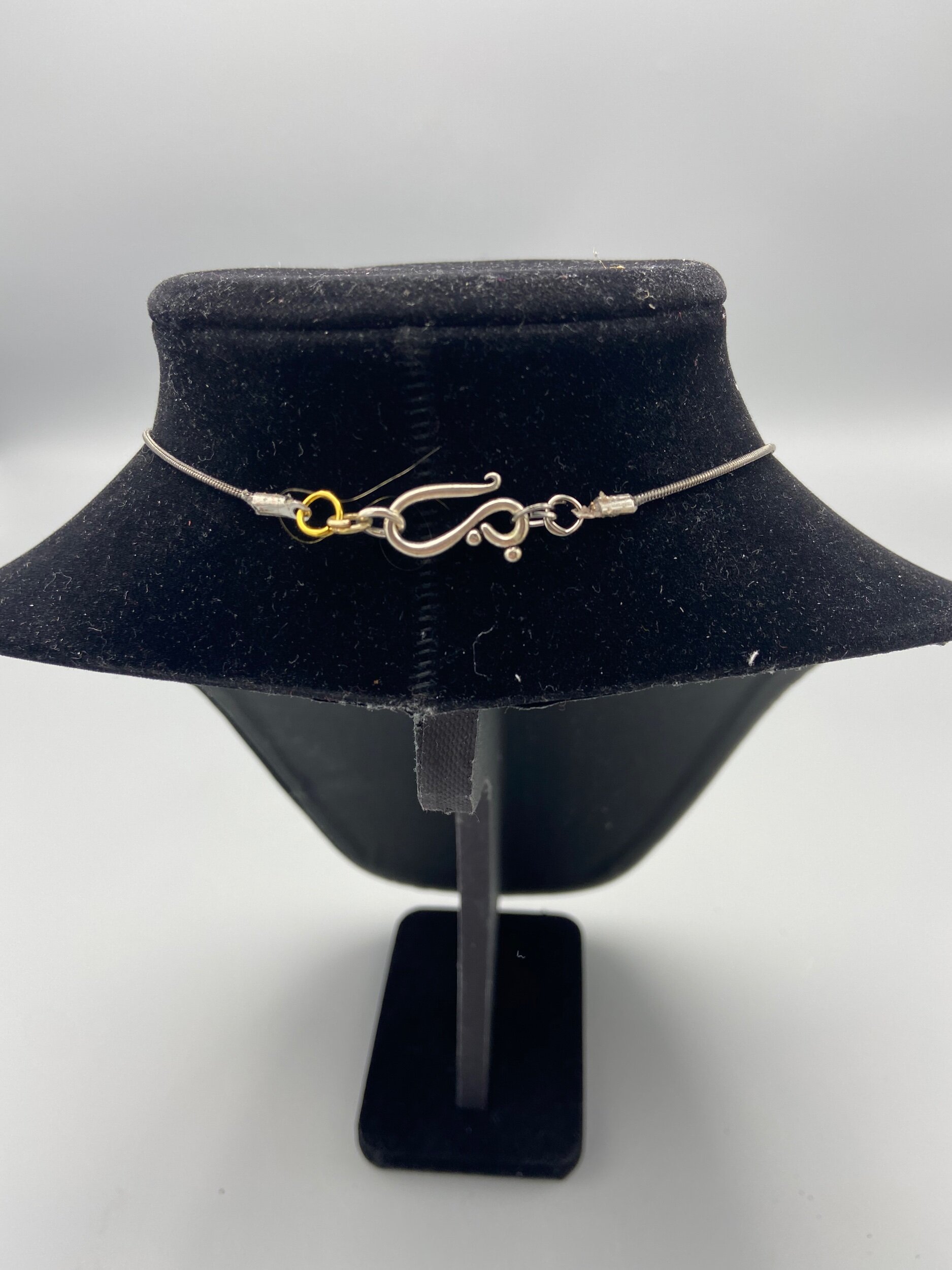 B4506474-73EC-44A4-AB23-3832920BA28F