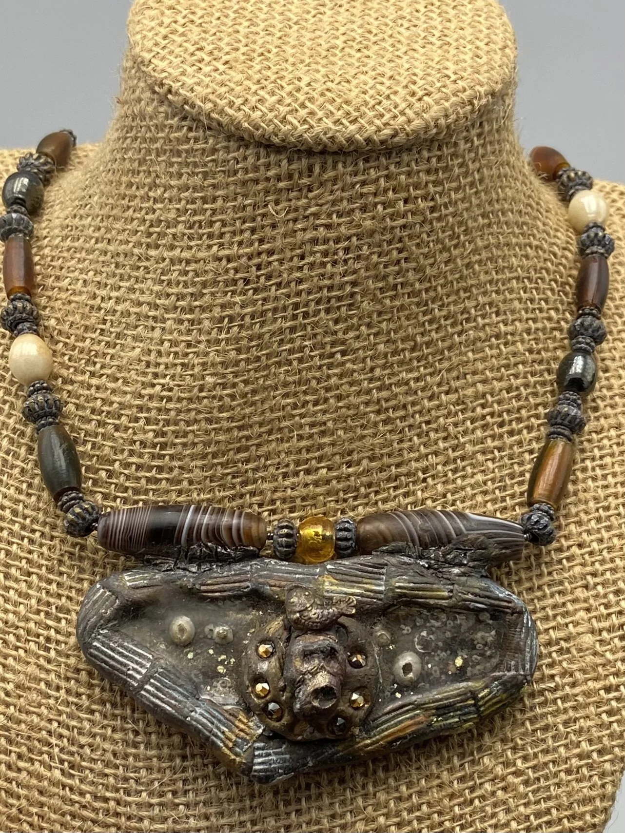 1AF76C13-8173-4EEF-AFFD-2D1512CFD14F