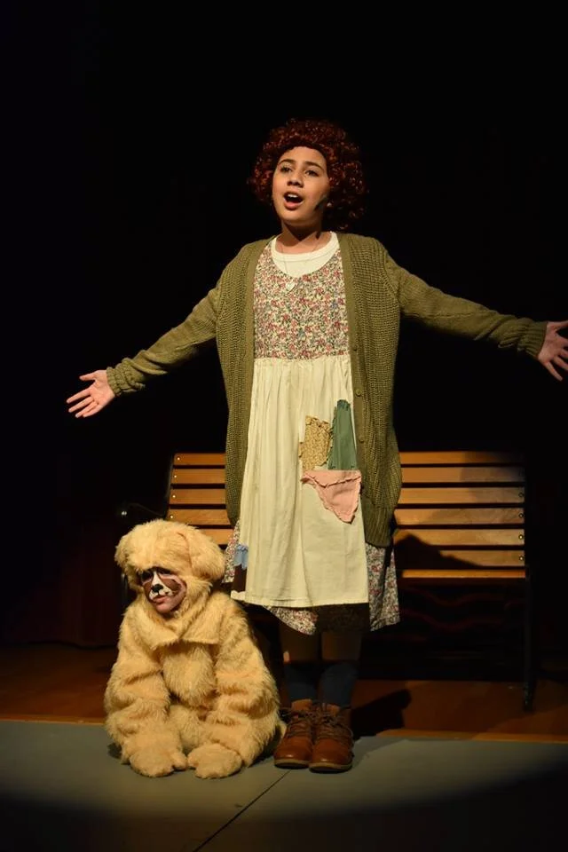 annie1904182.jpg