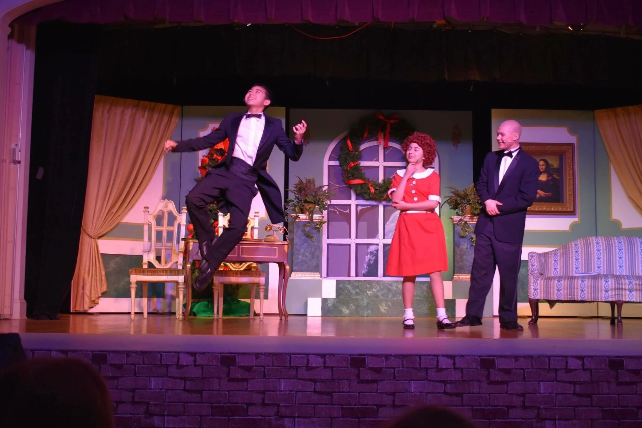 annie1904188.jpg
