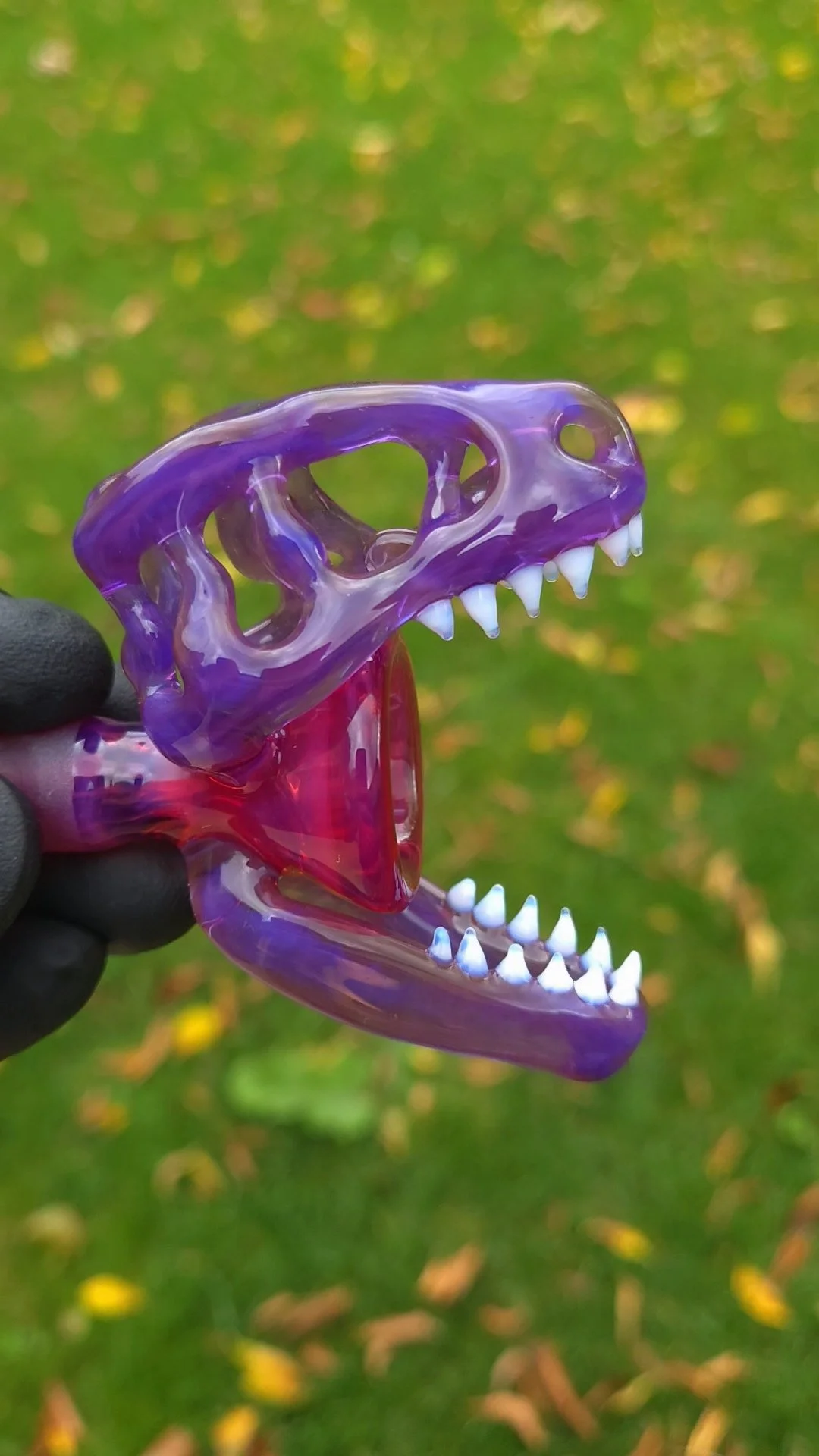 14mm 1hole TRex Skull