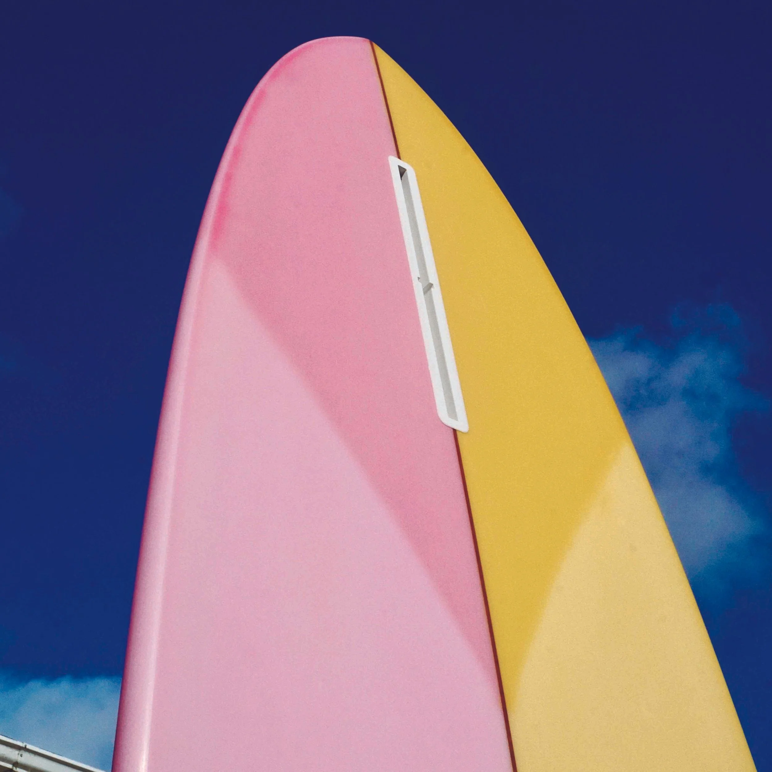 8'0 Anomally tail sky.jpg