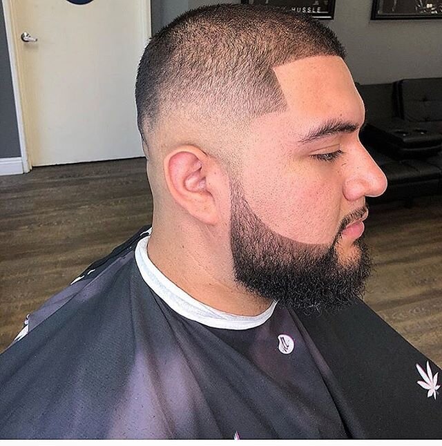 BEARD WORK ✂️ Haircut by : @_chepethebarber_ #barbershopconnect #barbersince98 #showcasebarbers #nastybarbers #barbersinctv #nationalbarbersassociation #NBA #Modelo #Corona #LakeElsinore #Ontario #CanyonLake #CanyonHills #Murrieta #temecula #menifee 