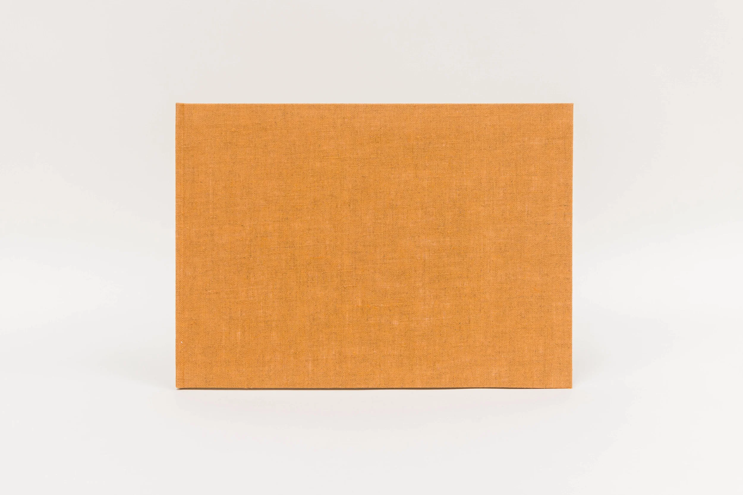 Kakimori_LinenNotebook 03.jpg
