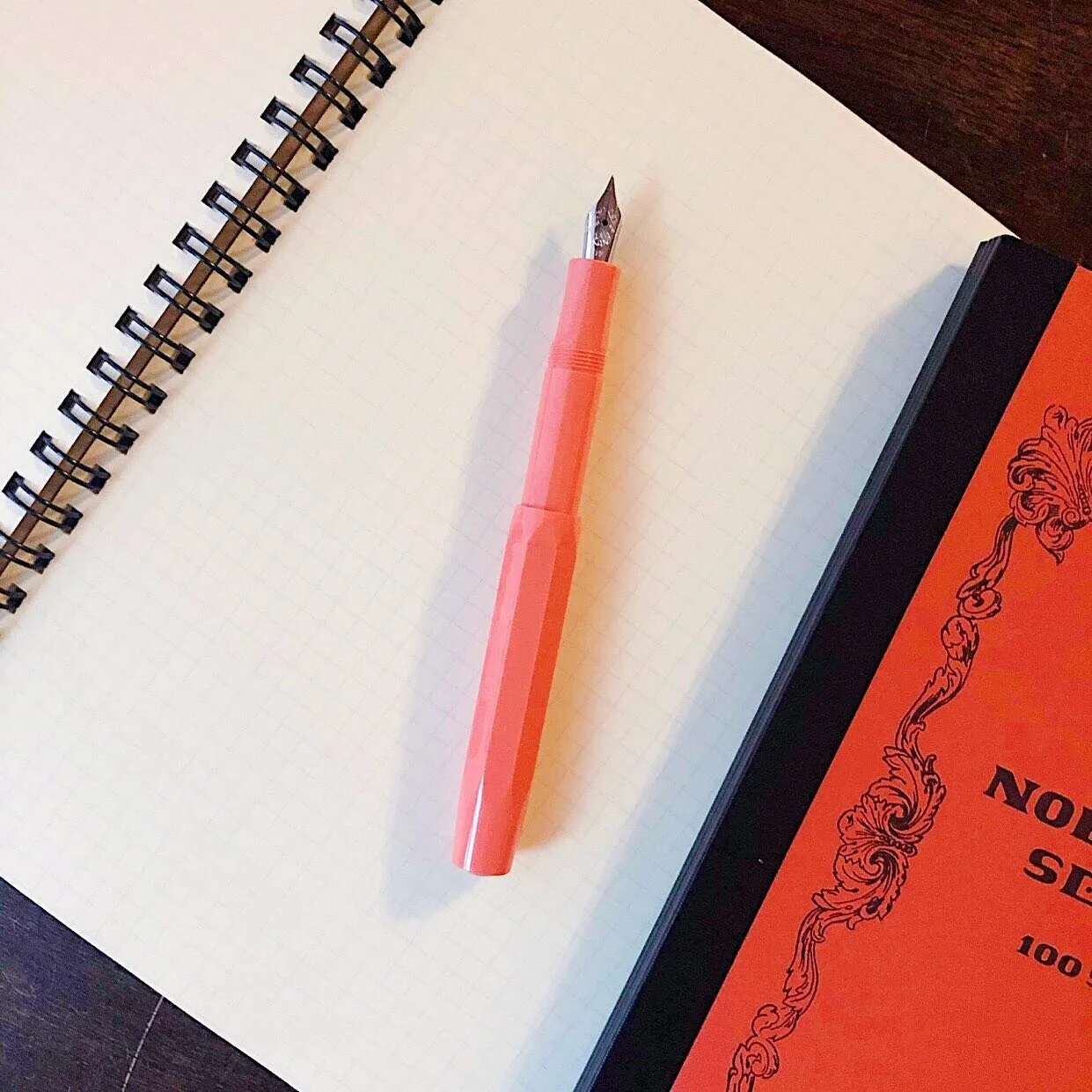 Kaweco Sport fountain pens have gained a dedicated following since their introduction in 1935. This year, Kaweco collaborated with a Facebook fan group to release the Collectors Edition Coral Sport fountain pen. If you love these handy, super compact