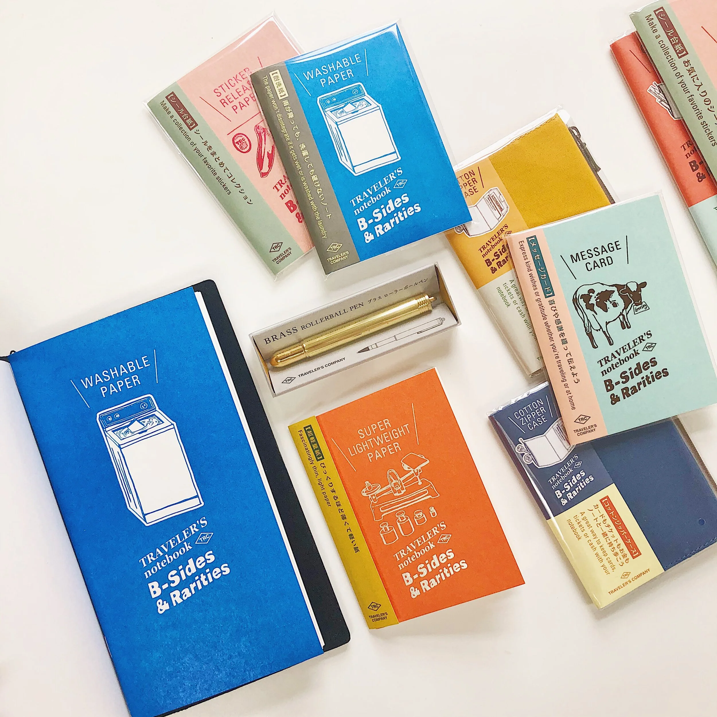 TRAVELER'S NOTEBOOK ブラウン　ギフト仕様　英国風　雑誌付き TRAVELER'S NOTEBOOK ブラウン ギフト仕様 英国風 雑誌付き