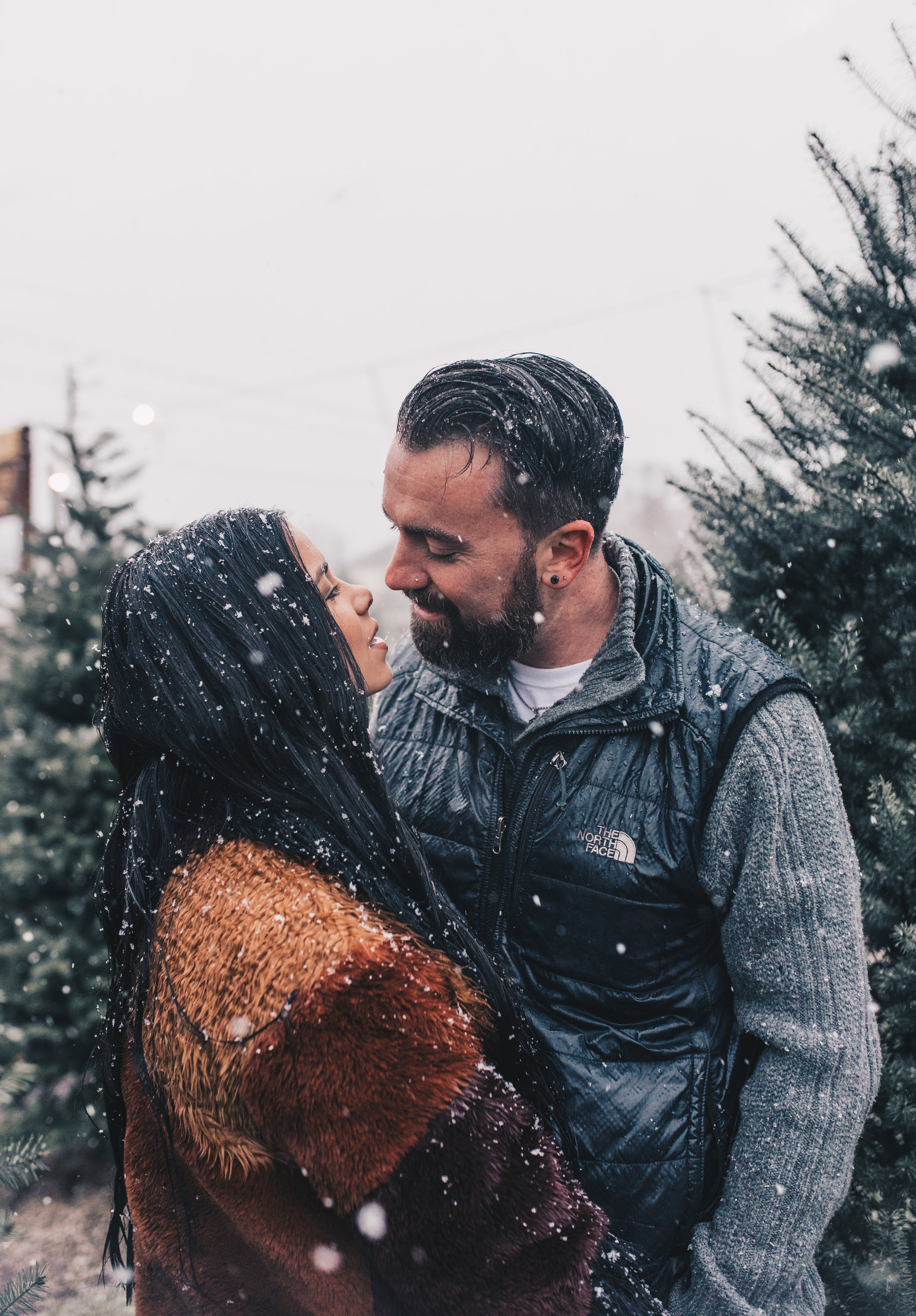 Winter Couples Photography, Winter Engagement Photography, Winter Wonderland Couples Photos, Illinois Couples Photographer