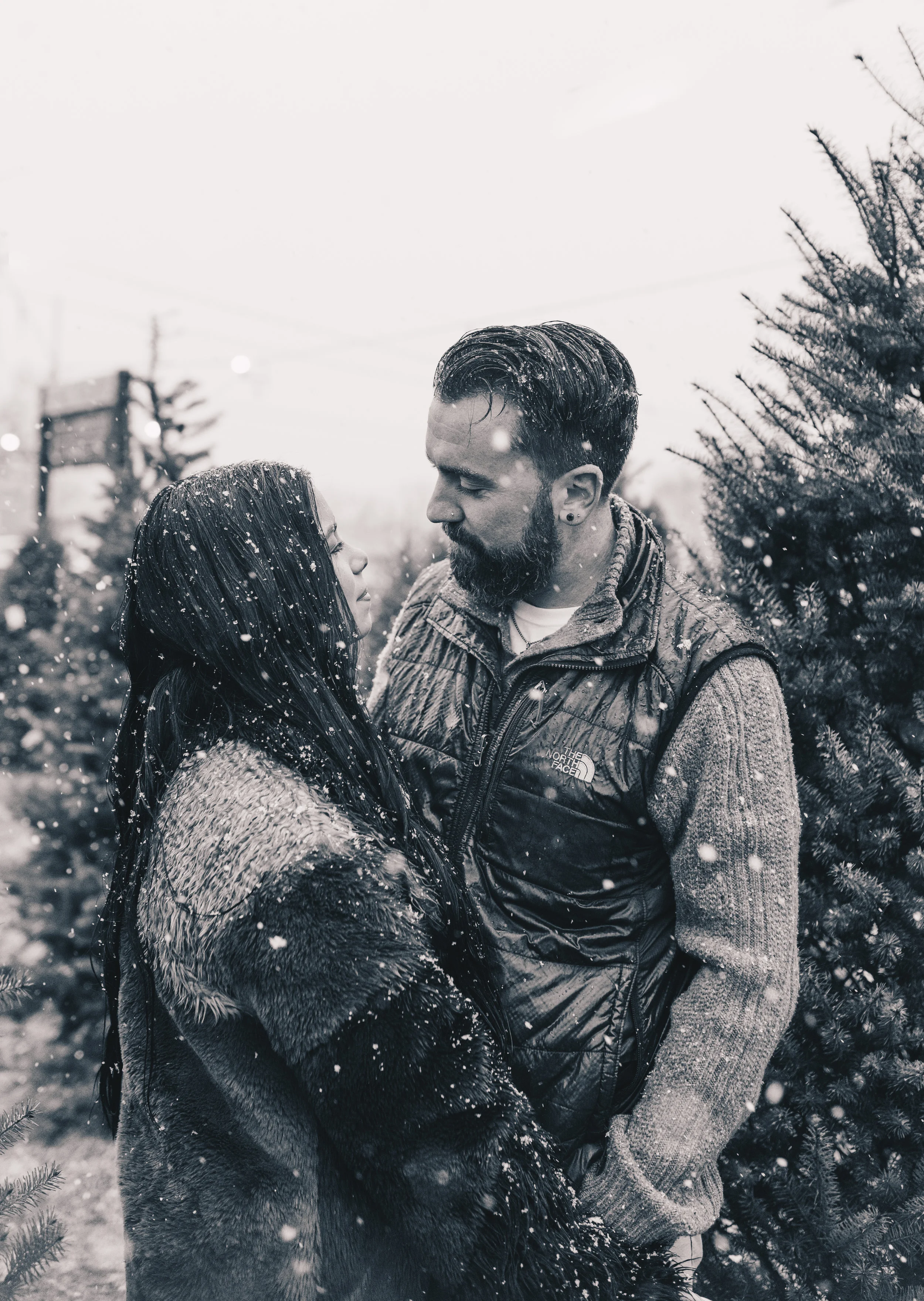 Winter Couples Photography, Winter Engagement Photography, Winter Wonderland Couples Photos, Illinois Couples Photographer