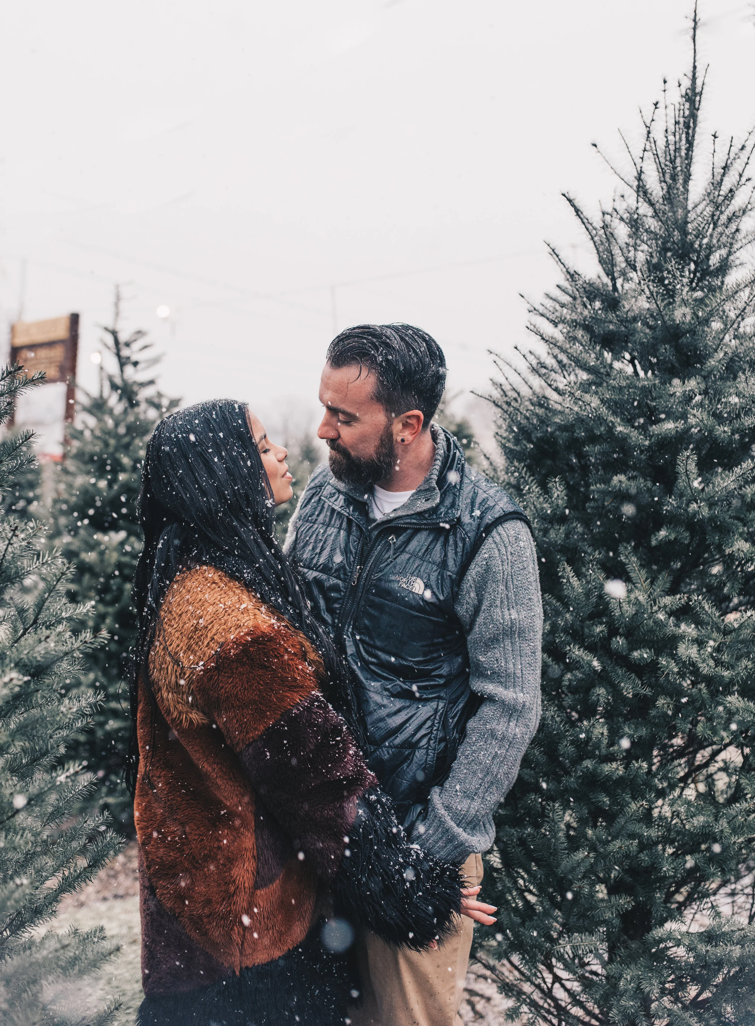 Winter Couples Photography, Winter Engagement Photography, Winter Wonderland Couples Photos, Illinois Couples Photographer