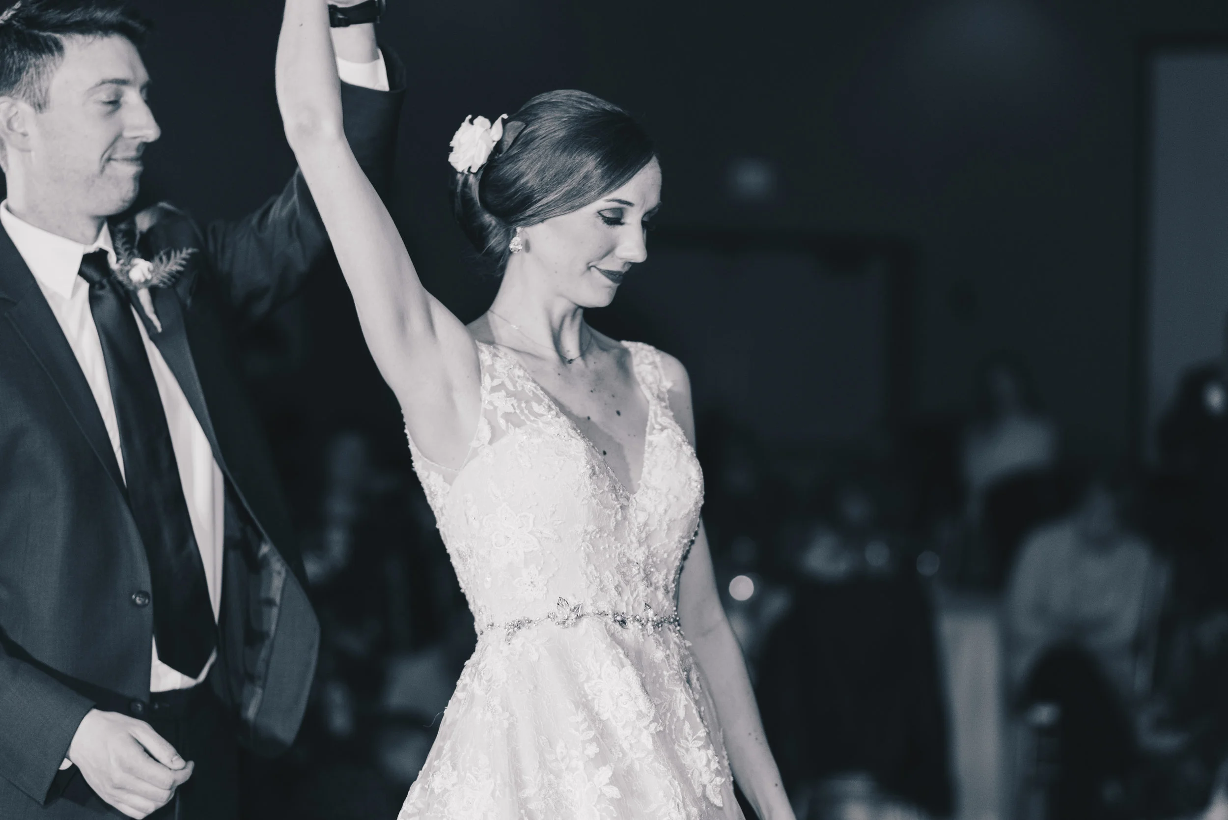 Winter Wedding, Chicago Winter Wedding, Chicago Wedding Photographer, Illinois Wedding, Illinois Wedding Photographer, Classy Modern Wedding, Reception Photos, First Dance Photos