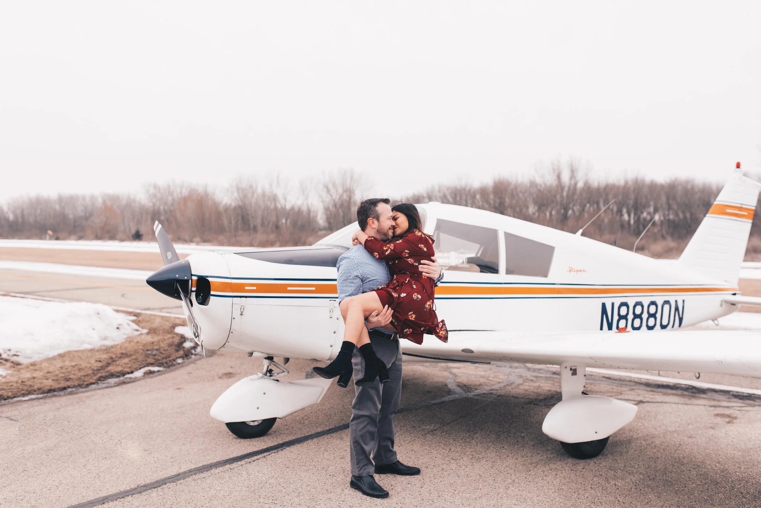 Adventurous Couples Photos, Romantic Airplane Engagement Session, Chicago Wedding Photographer, Chicago Engagement Photographer, Illinois Elopement Photographer, Illinois Engagement Photographer
