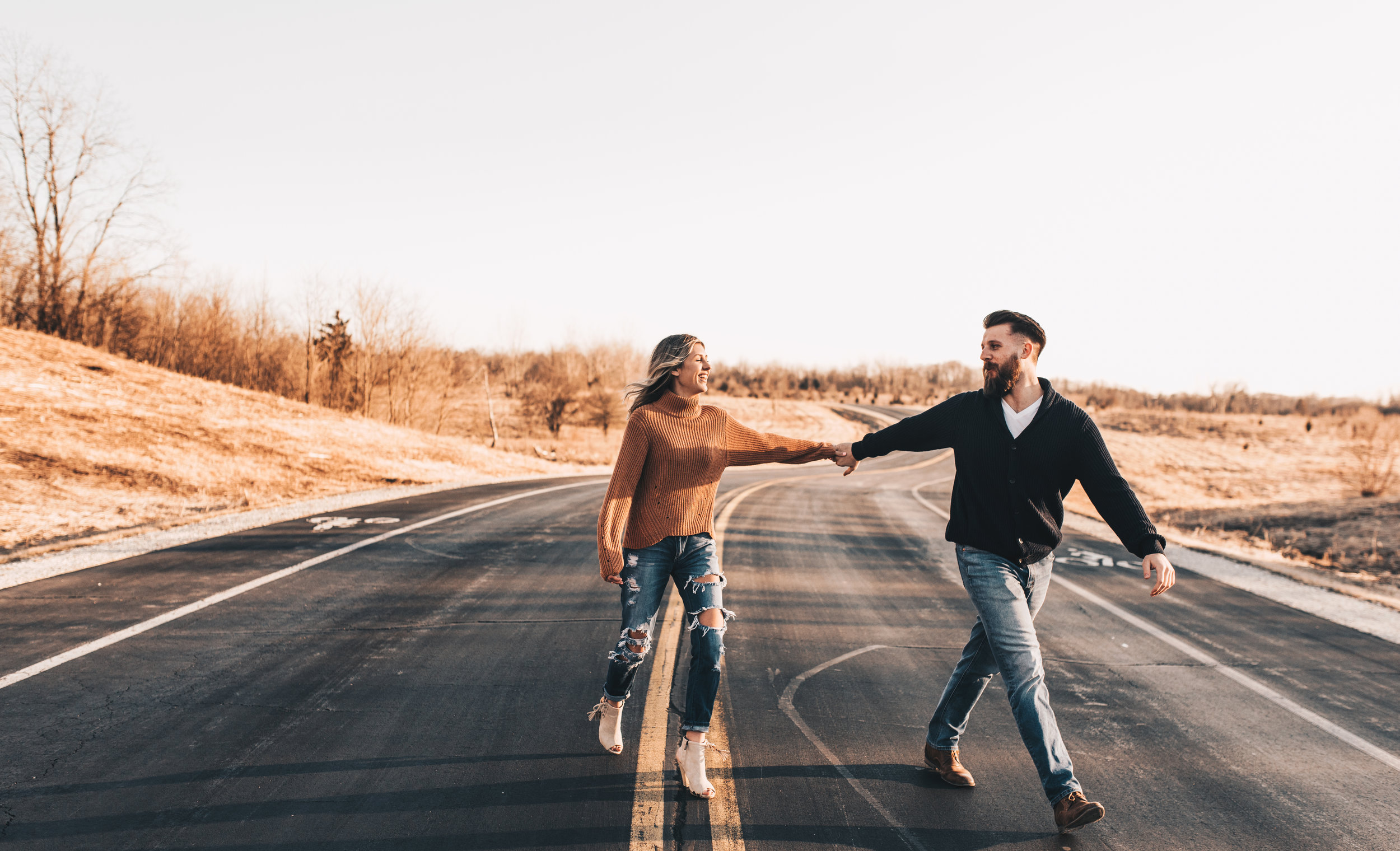 Sunset Couples Session, Sunset Couples Photos, Illinois Couples Photographer, Illinois Engagement Photographer, Adventurous Couples Photos, Midwest Couples Photographer