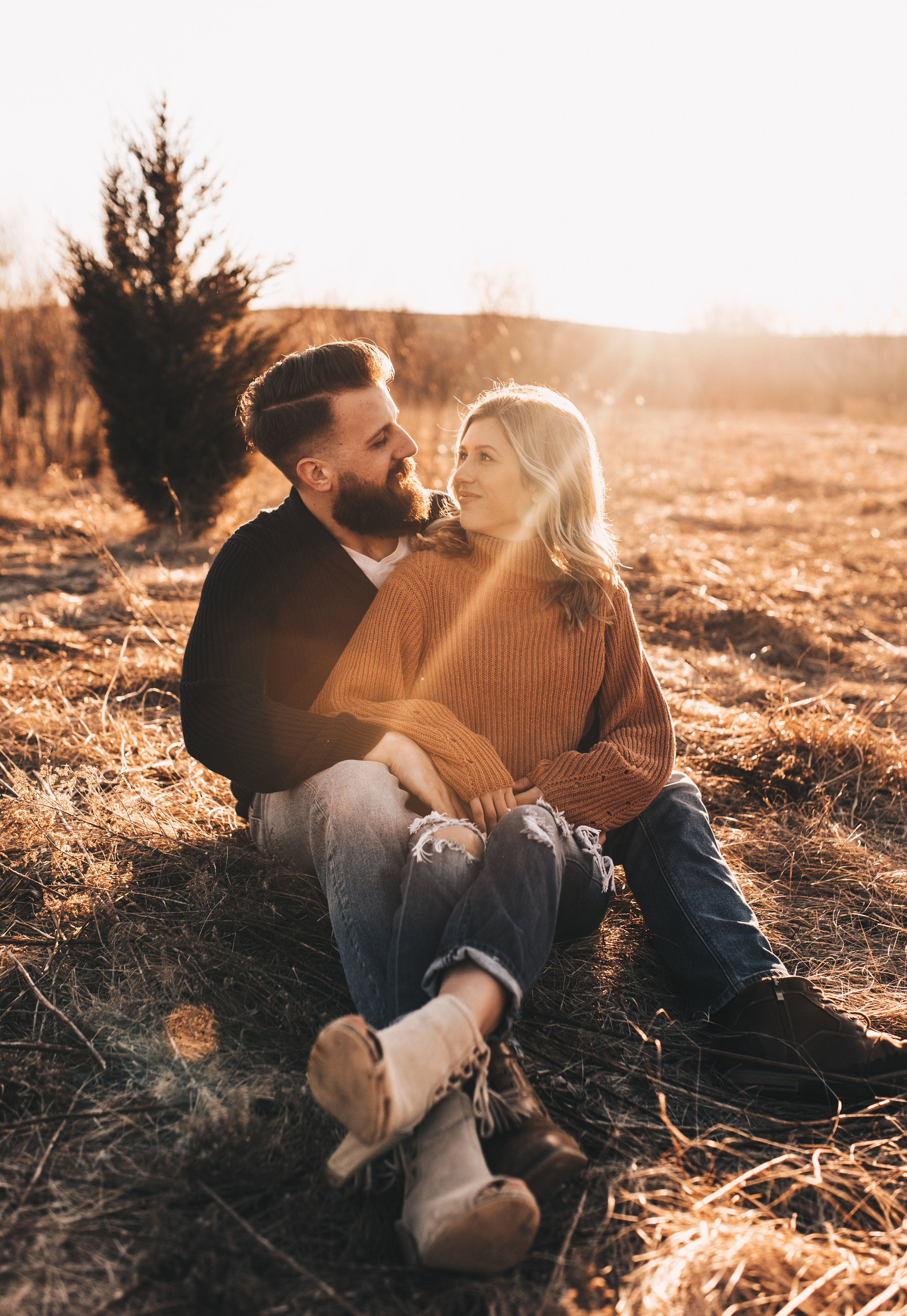 Sunset Couples Session, Sunset Couples Photos, Illinois Couples Photographer, Illinois Engagement Photographer, Adventurous Couples Photos, Midwest Couples Photographer