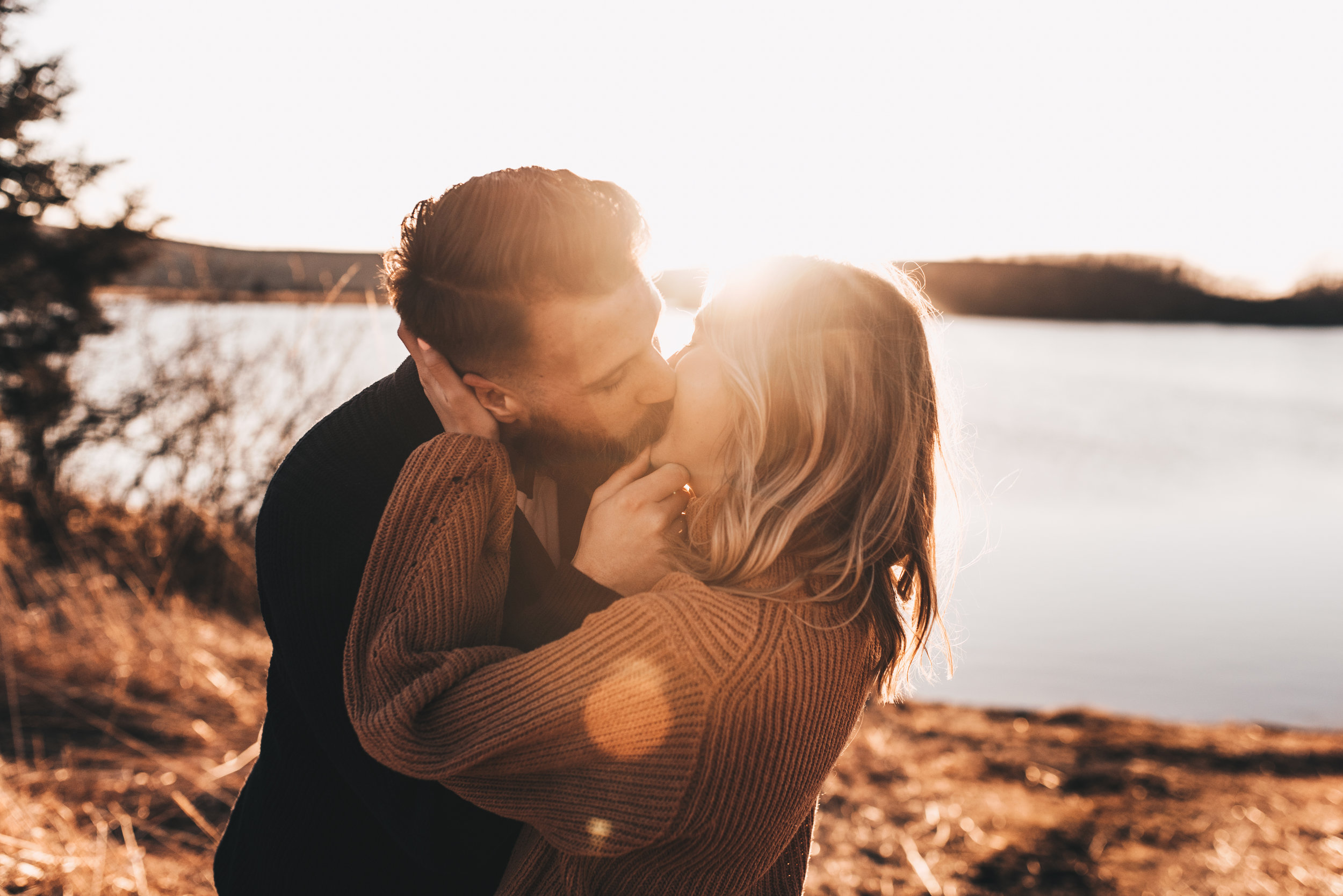 Sunset Couples Session, Sunset Couples Photos, Illinois Couples Photographer, Illinois Engagement Photographer, Adventurous Couples Photos, Midwest Couples Photographer