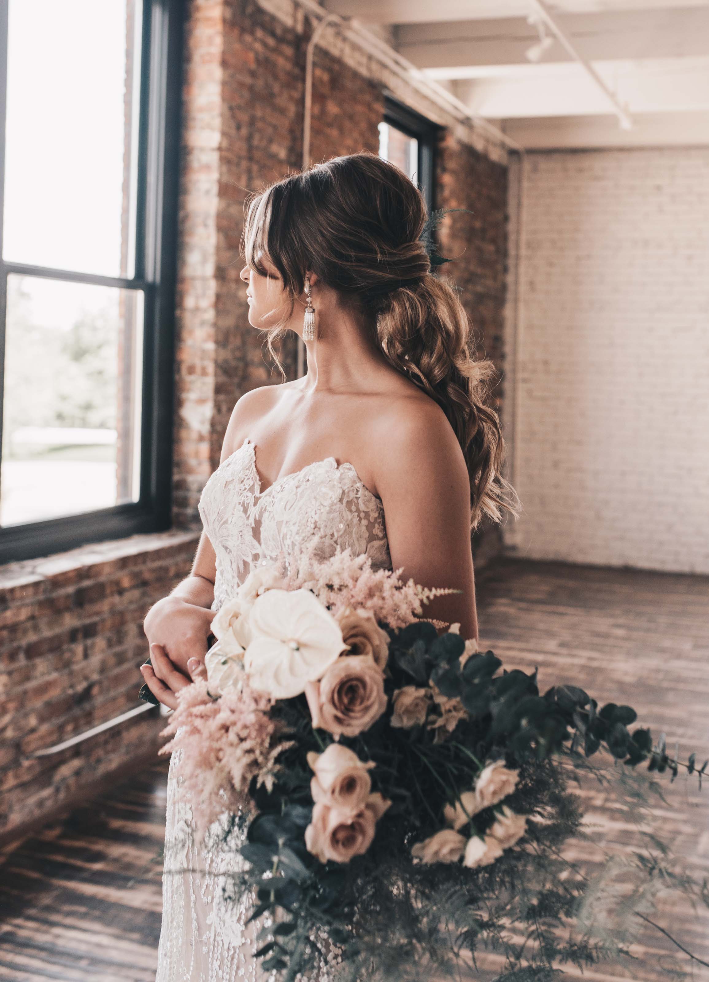 Boho Bride, Industrial Wedding, Company 251 Wedding, Bride Photos, Modern Bride, Midwest Bride, Romantic Rustic Wedding, Wedding Decor, Wedding Dress, Boho Wedding