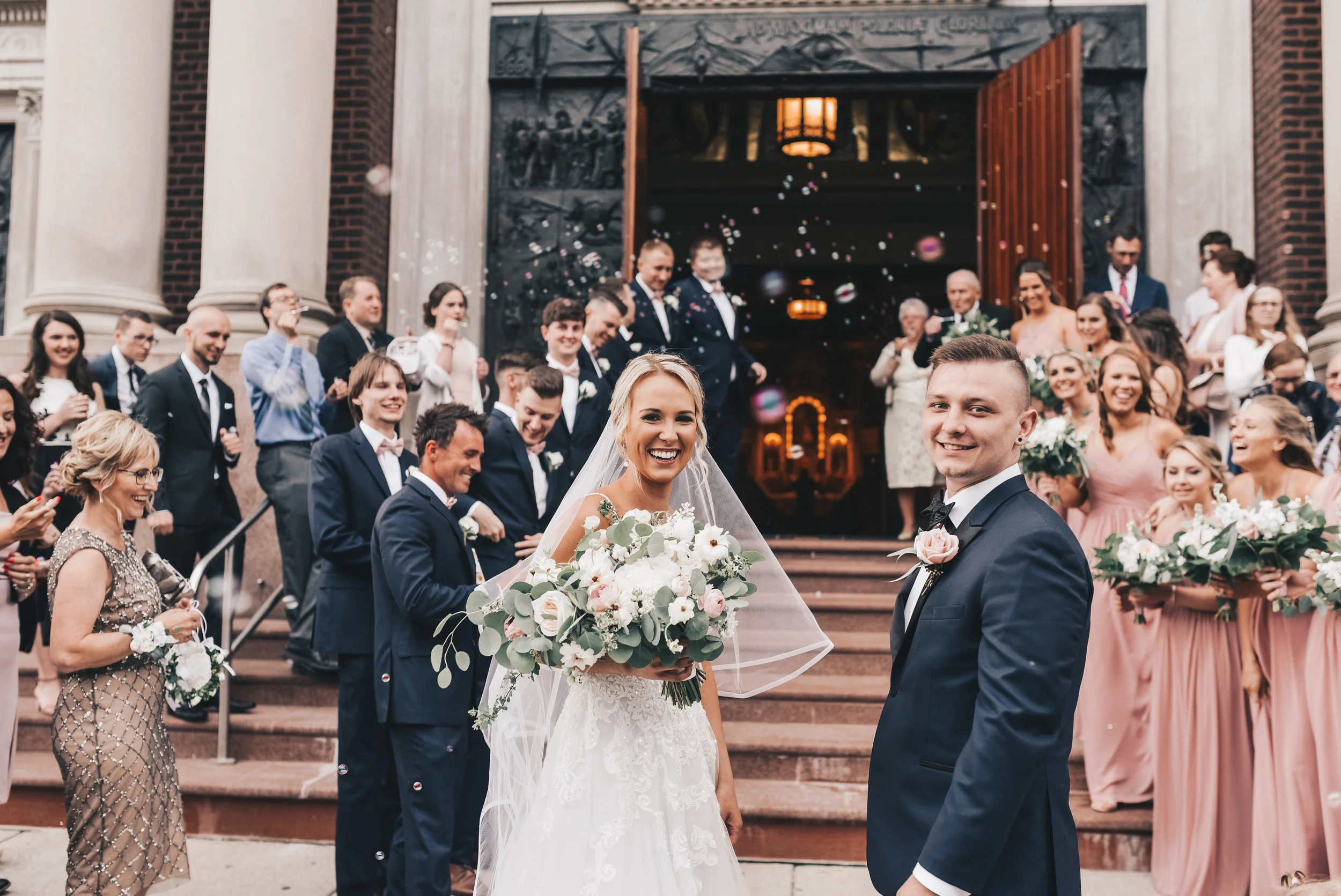 Chicago Wedding Photographer, City Wedding, Bride and Groom Photos, Illinois Wedding, Midwest Wedding, Union Station Wedding Photos