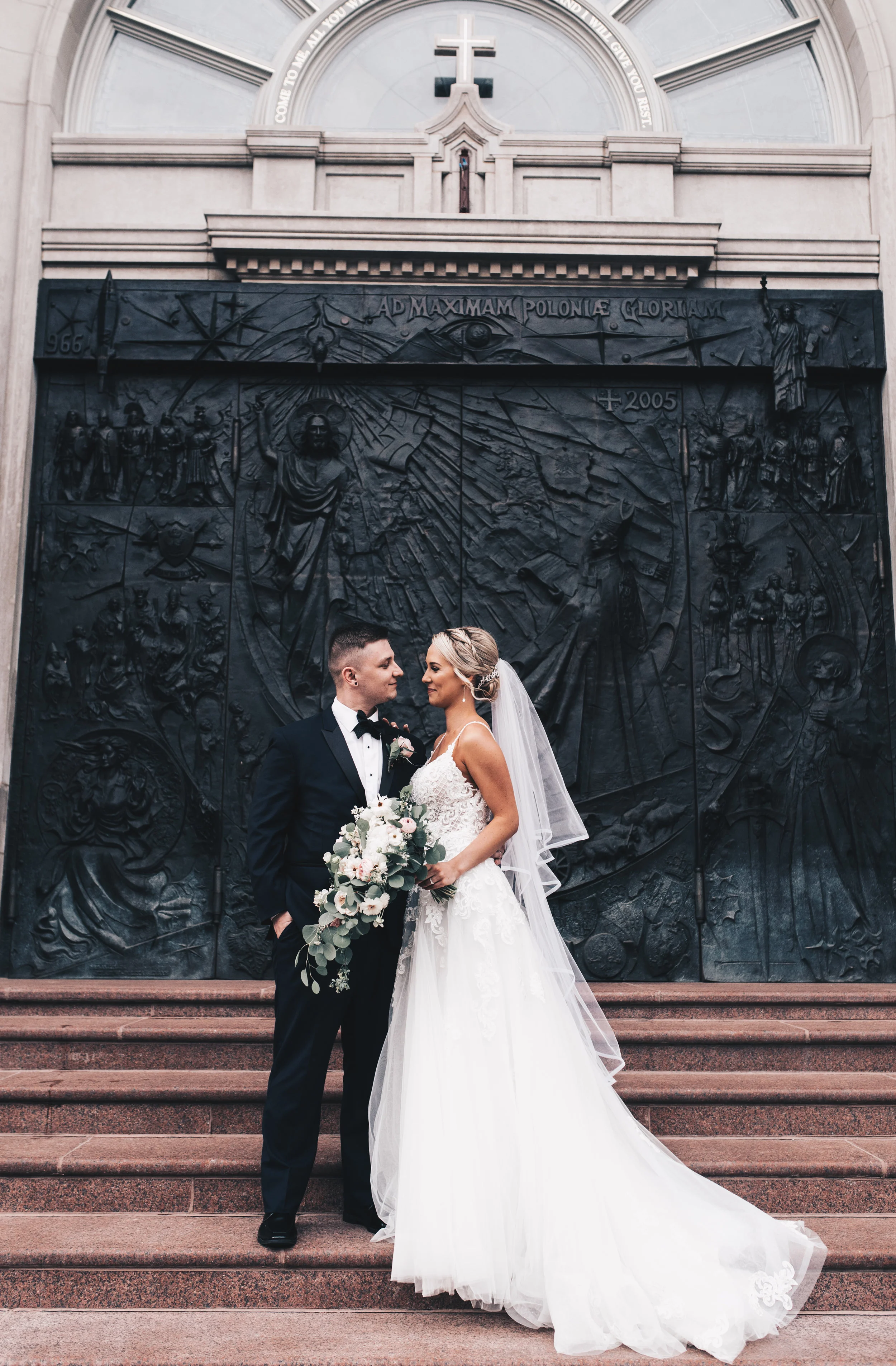 Chicago Wedding Photographer, City Wedding, Bride and Groom Photos, Illinois Wedding, Midwest Wedding, Union Station Wedding Photos