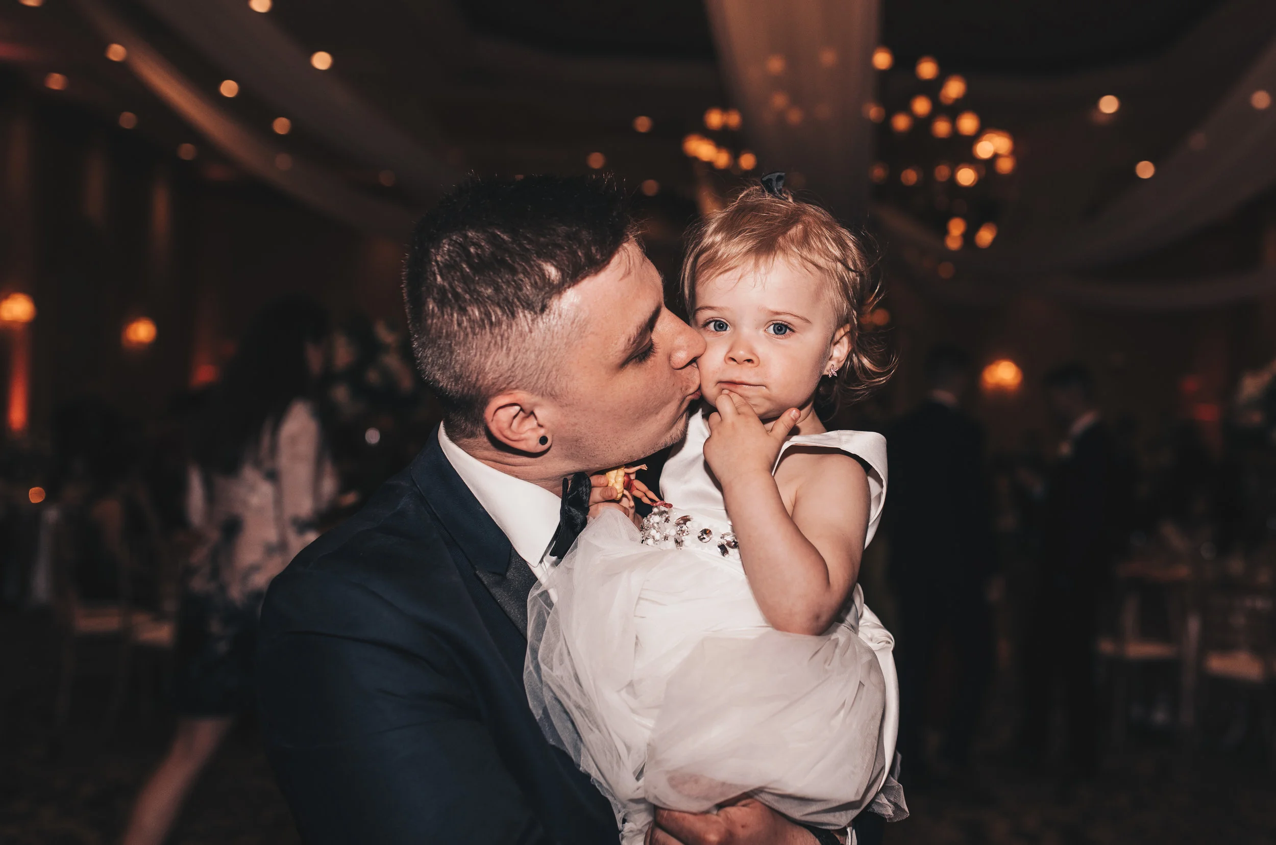 Chicago Wedding Photographer, City Wedding, Bride and Groom Photos, Illinois Wedding, Midwest Wedding, Union Station Wedding Photos