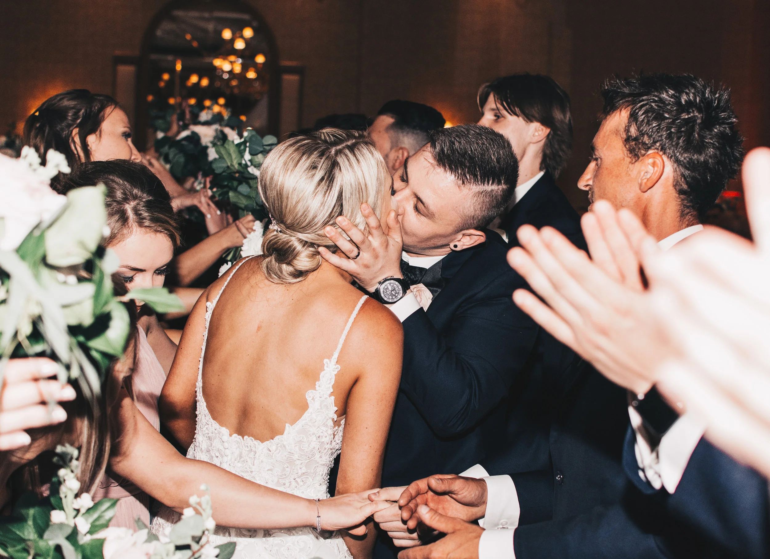 Chicago Wedding Photographer, City Wedding, Bride and Groom Photos, Illinois Wedding, Midwest Wedding, Union Station Wedding Photos