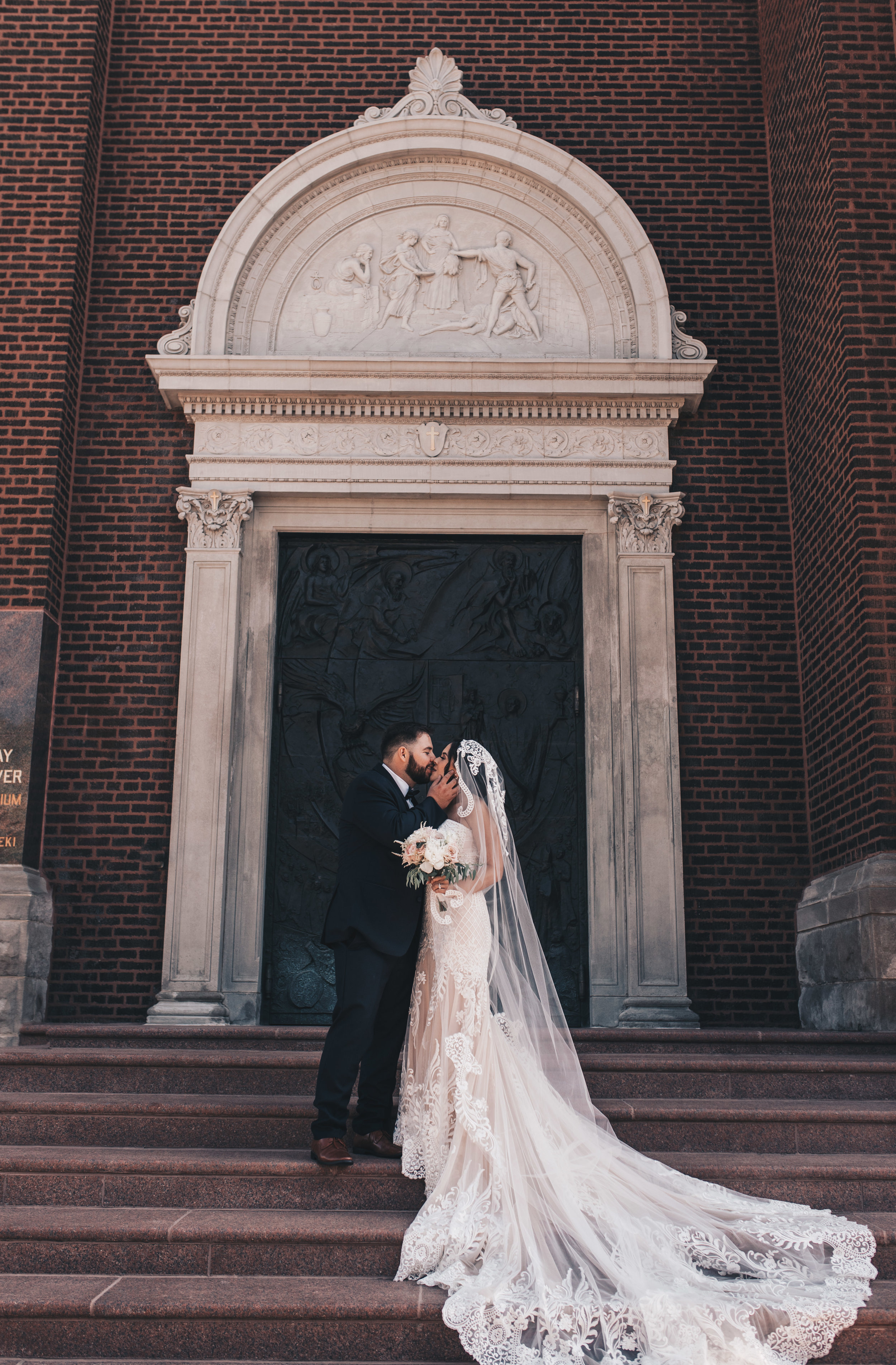 Illinois Wedding, Midwest Wedding, Chicago Wedding, Church Wedding Ceremony, Wedding Bubble Exit, Bride and Groom Photos 