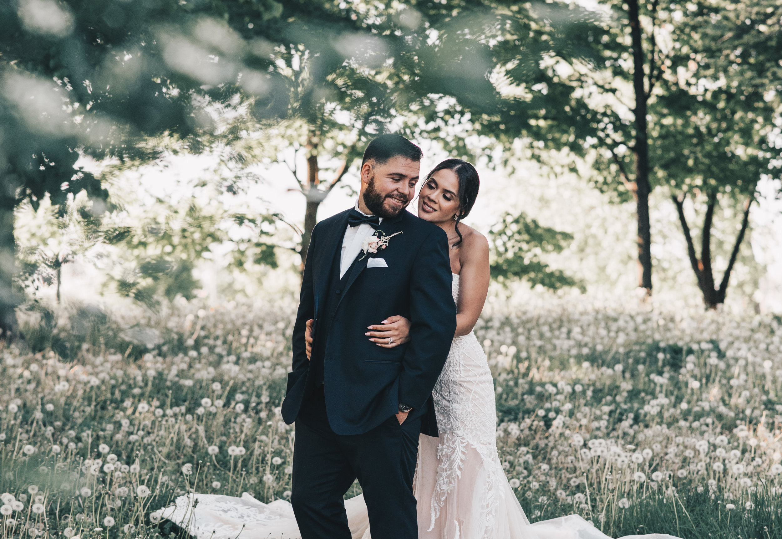 Bride and Groom Photos, Bridal Photos, Wedding Photos, Outdoor Wedding Photos, Outdoor Elopement Photos, Nature Wedding Photos, Midwest Wedding Photographer, Illinois Wedding Photographer